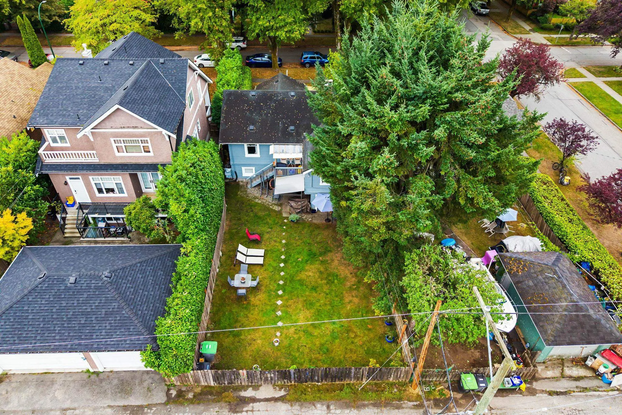 3883 W 20th Avenue