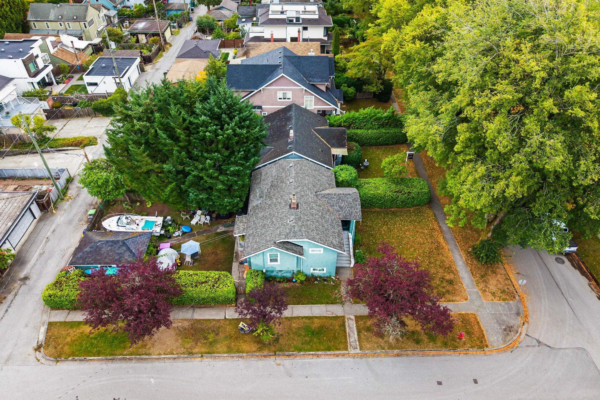 3883 W 20th Avenue