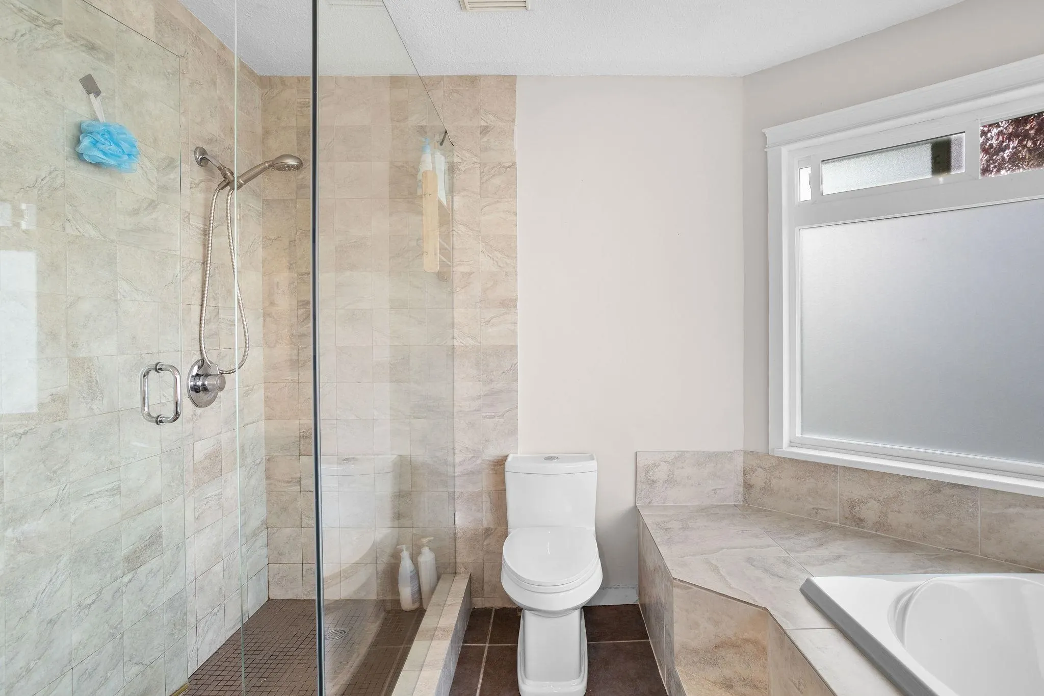 1147 Earls Court