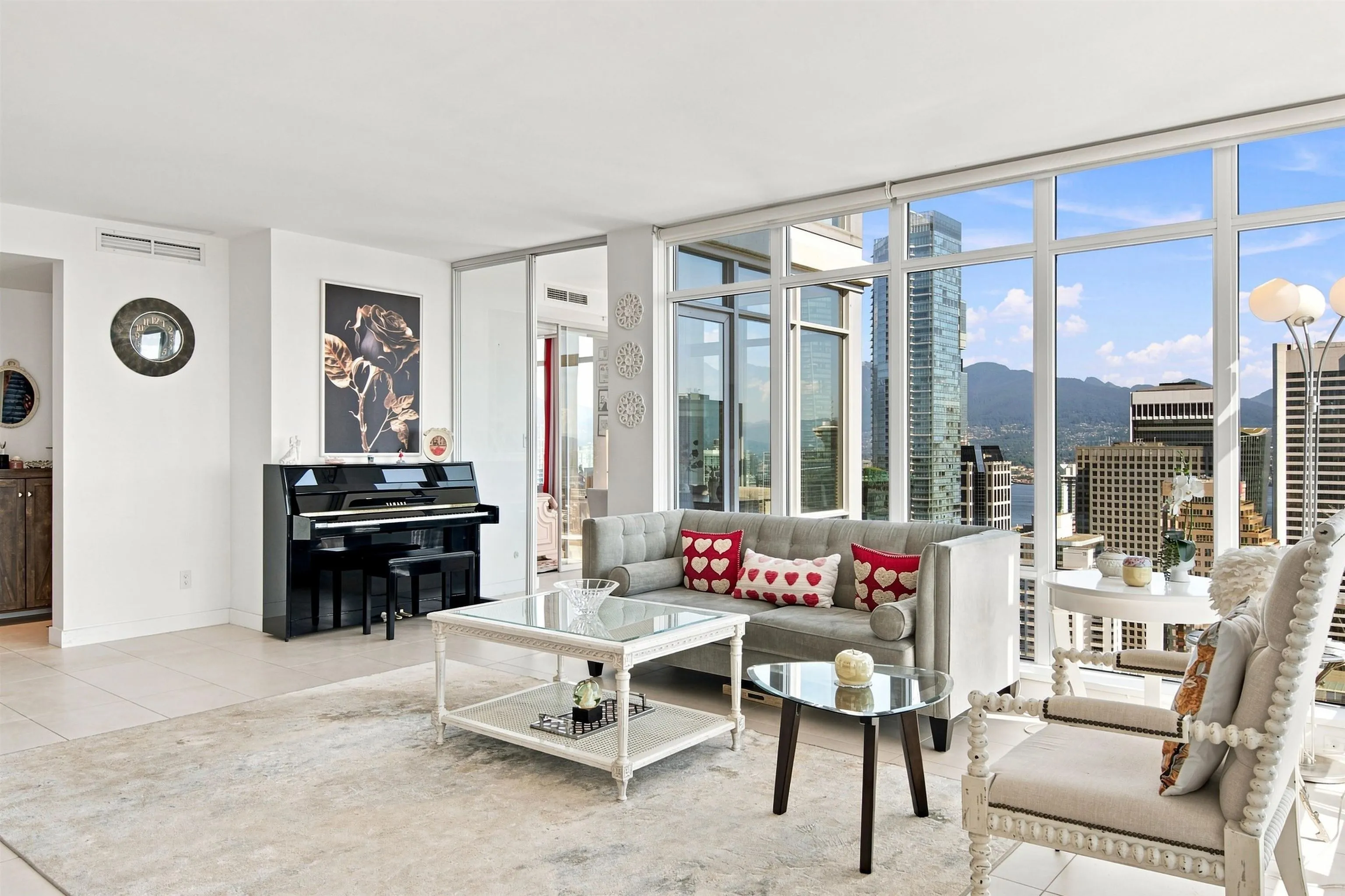 1028 Barclay Street #3407