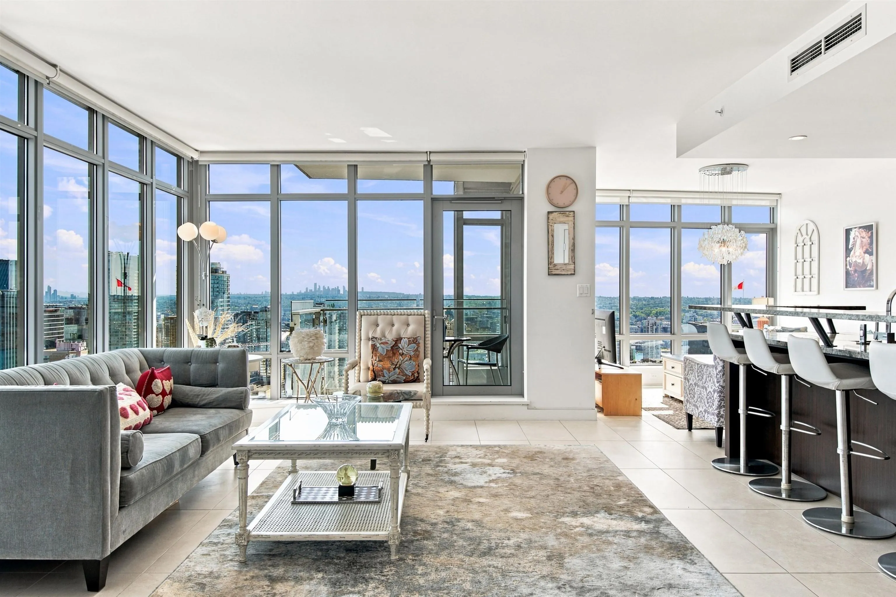 1028 Barclay Street #3407