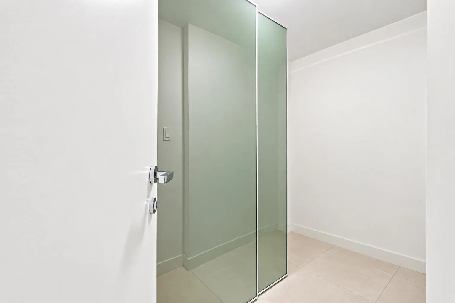 1028 Barclay Street #3407