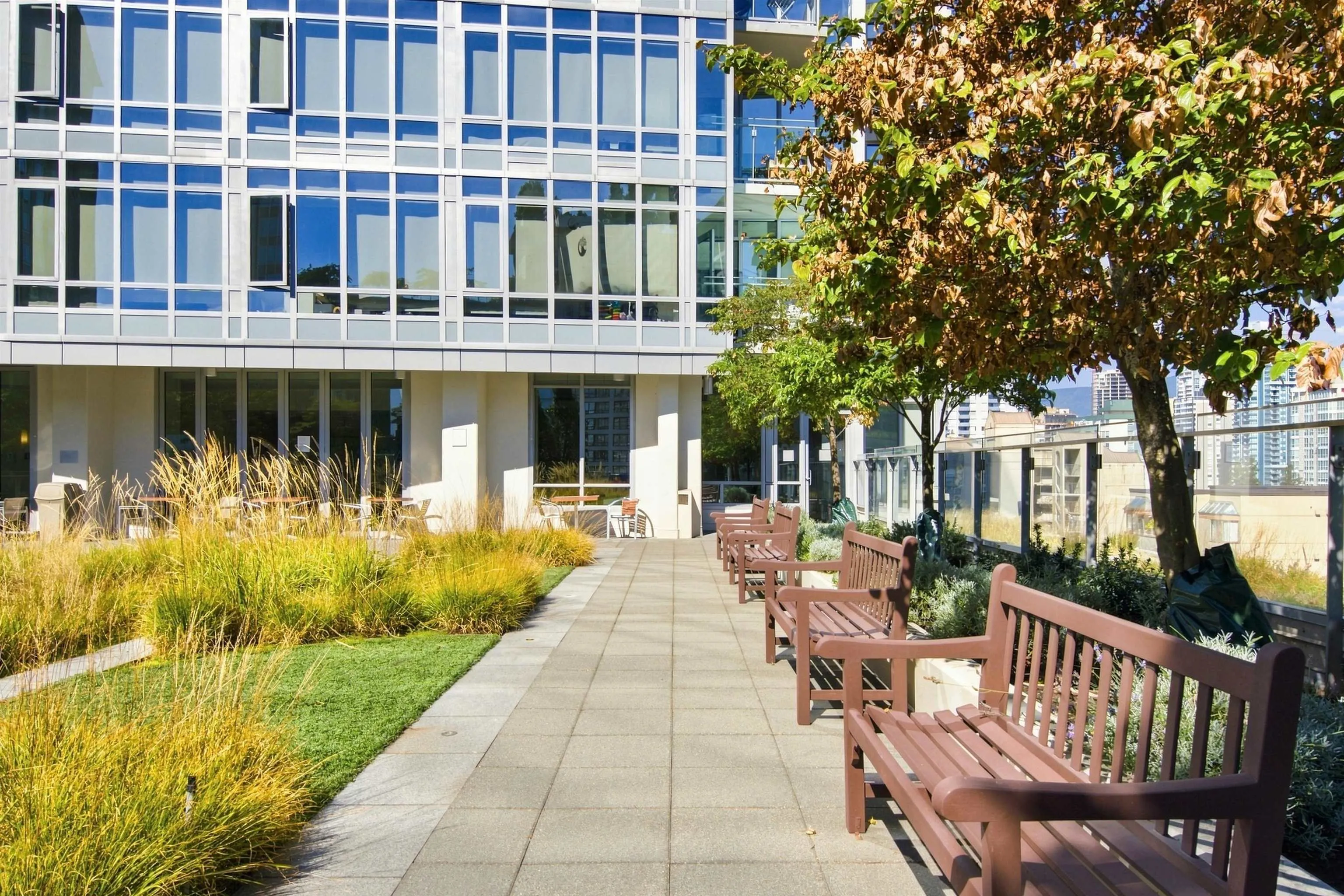 1028 Barclay Street #3407