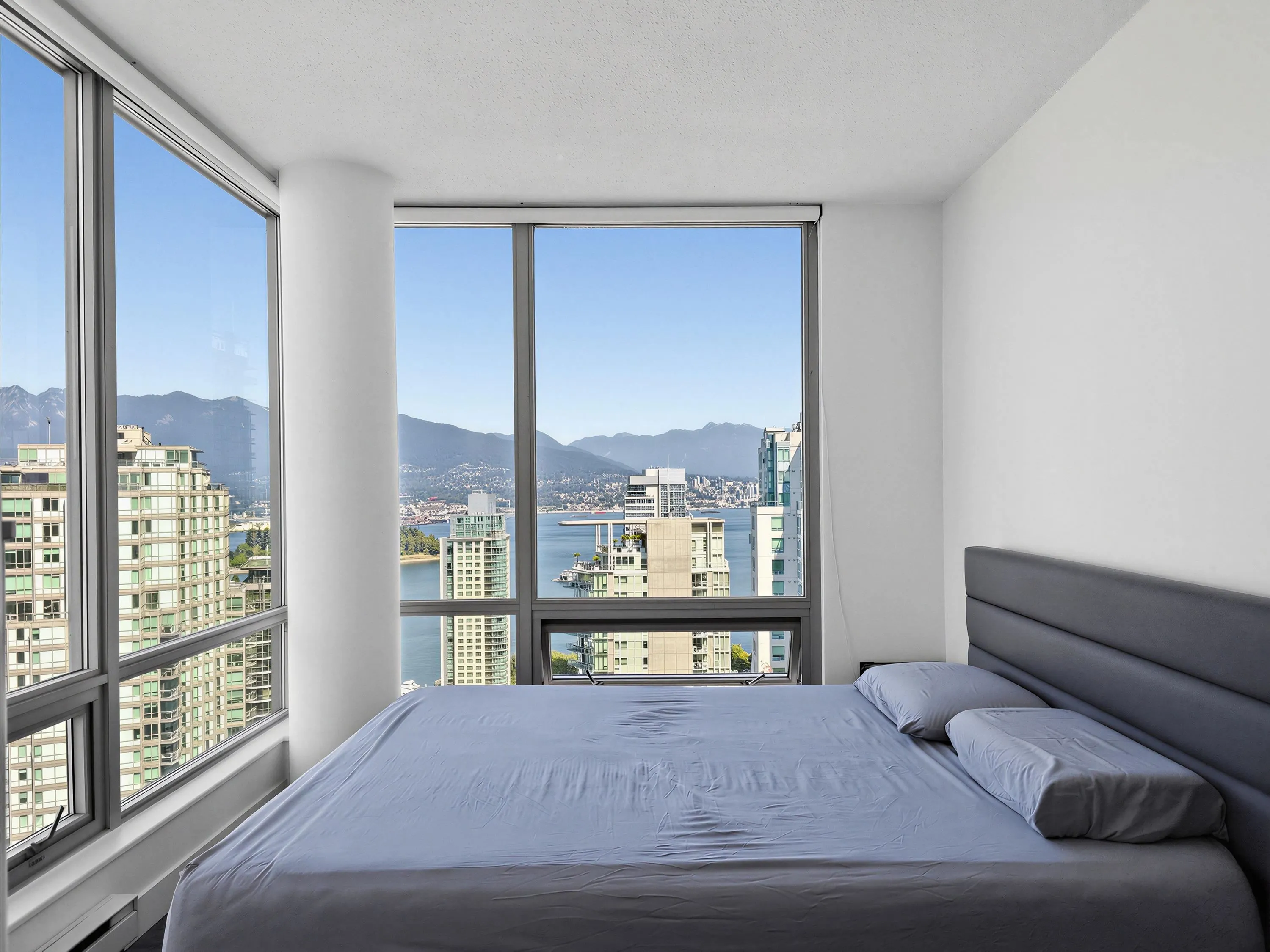 1288 W Georgia Street #2902
