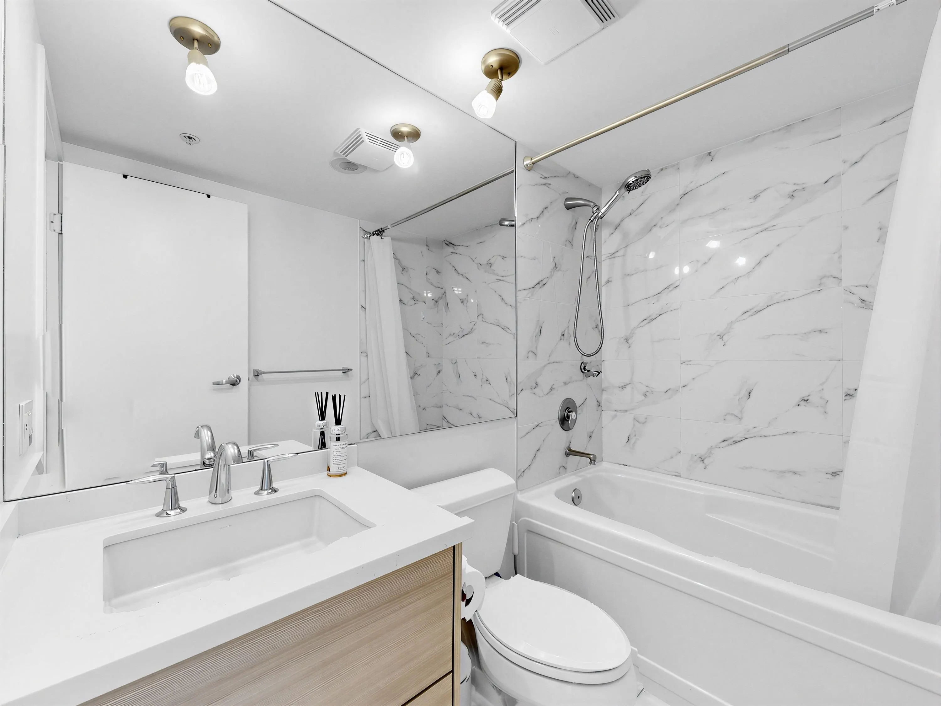 1288 W Georgia Street #2902