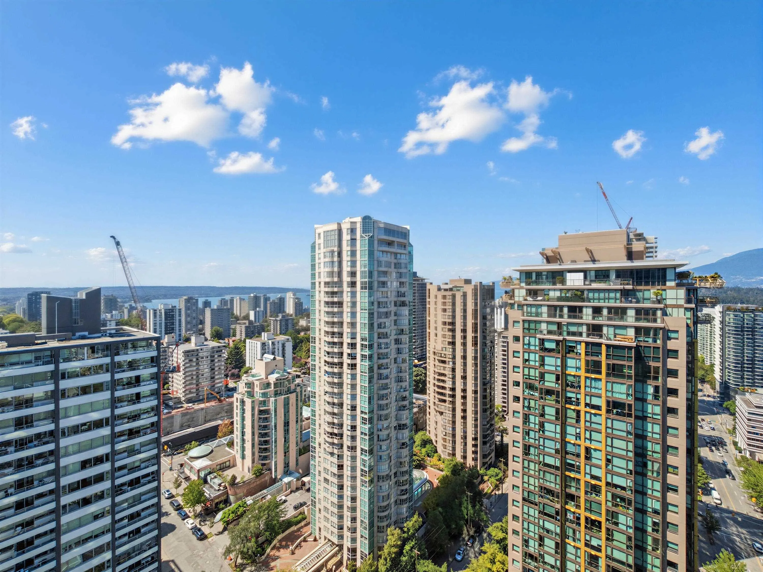 1288 W Georgia Street #2902