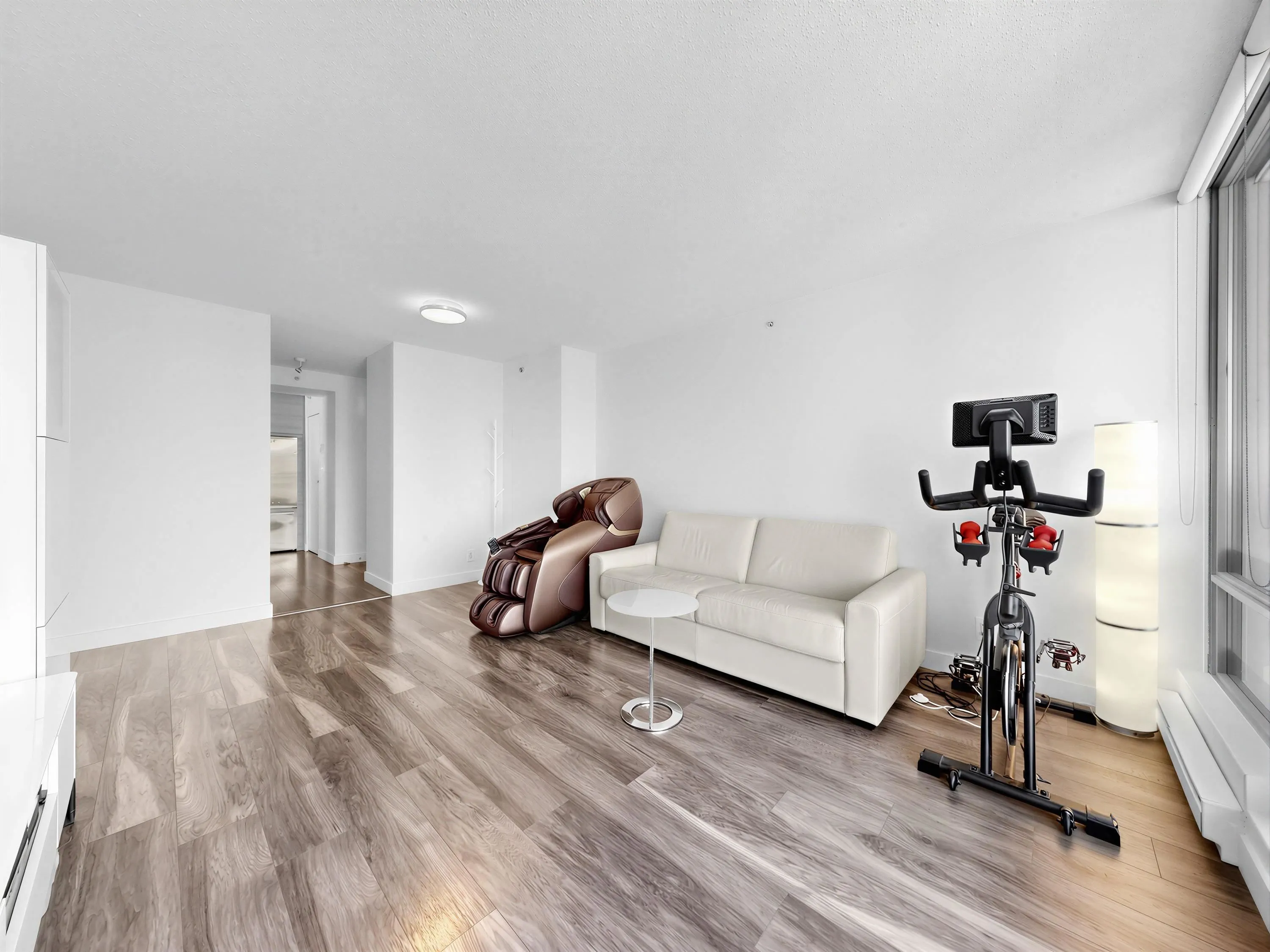 1288 W Georgia Street #2902