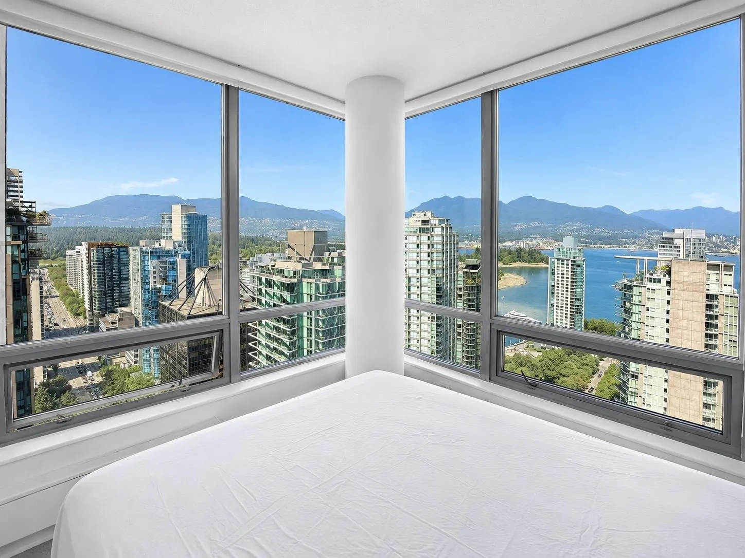 1288 W Georgia Street #2902