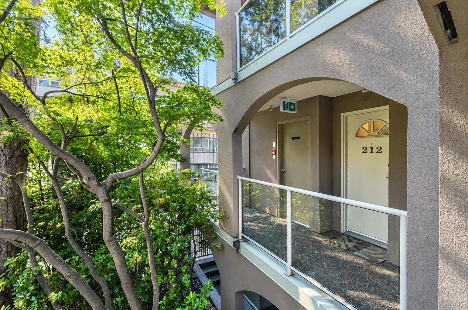 1082 W 8th Avenue #212