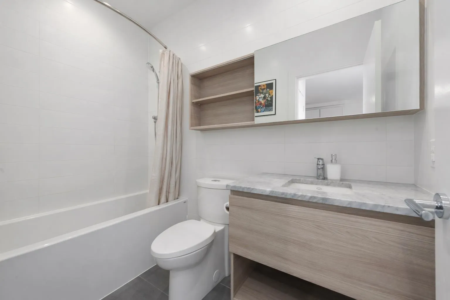 657 Whiting Way #3601