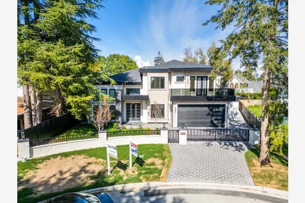 3820 Springthorne Crescent