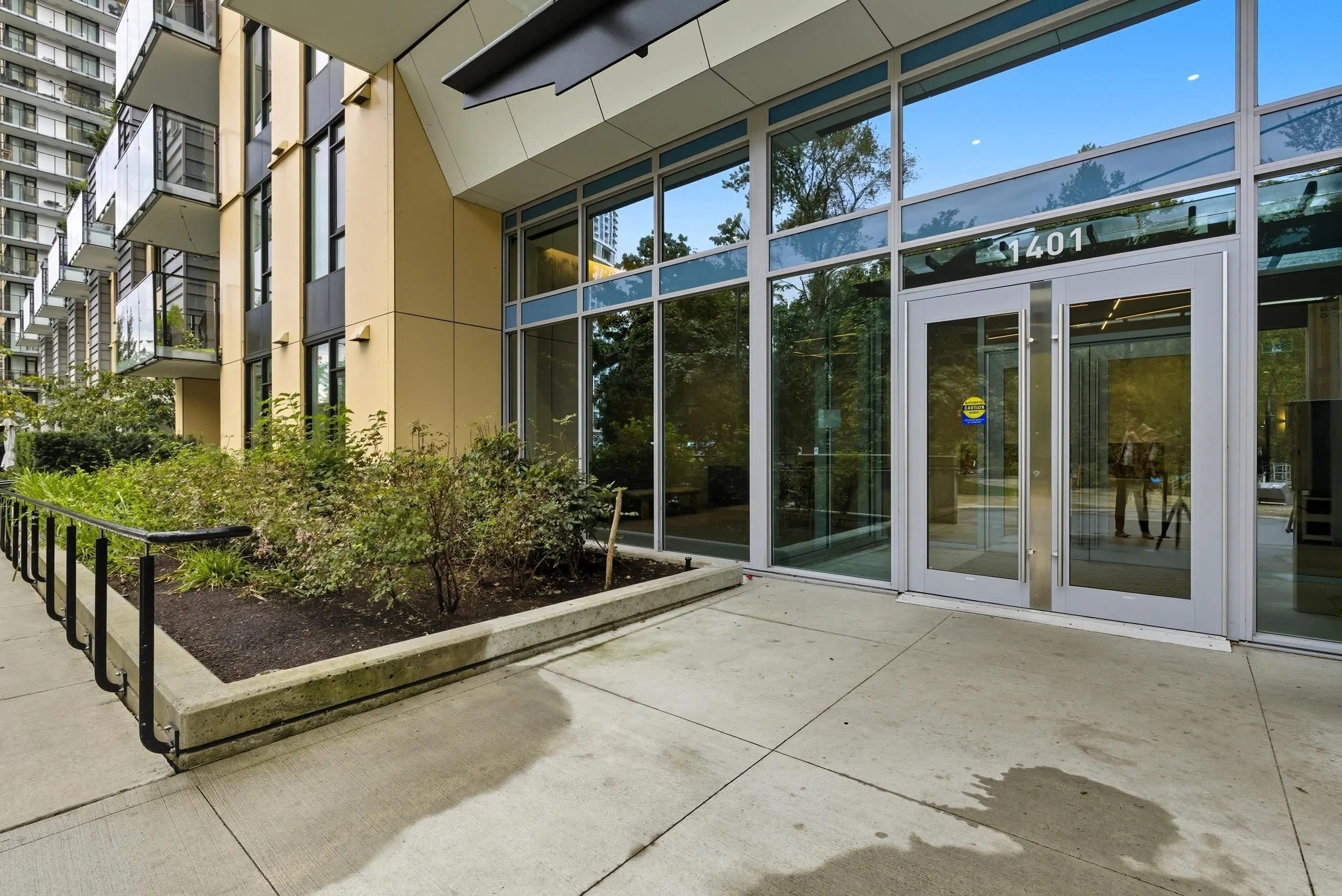 1401 Hunter Street #602