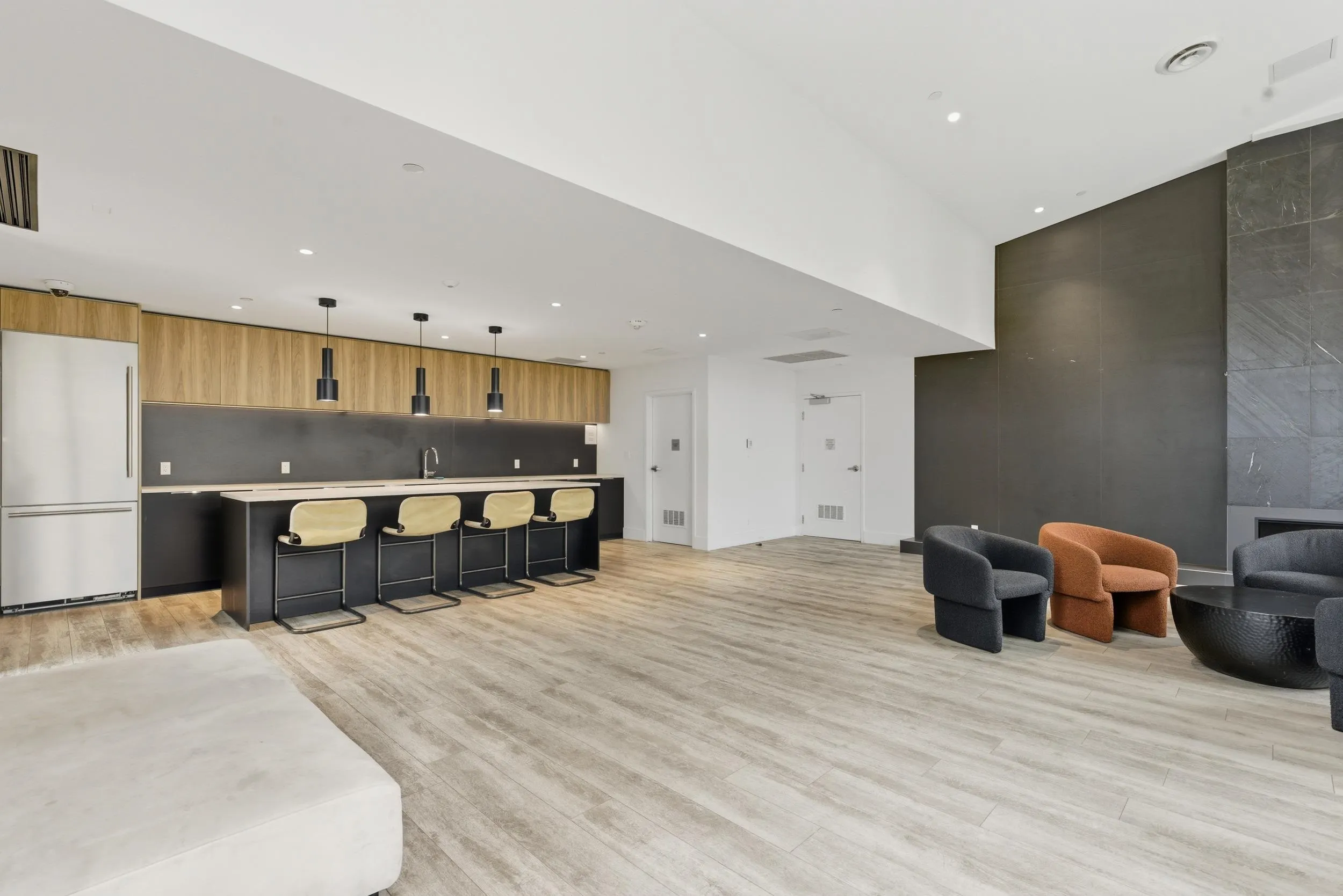 1401 Hunter Street #602