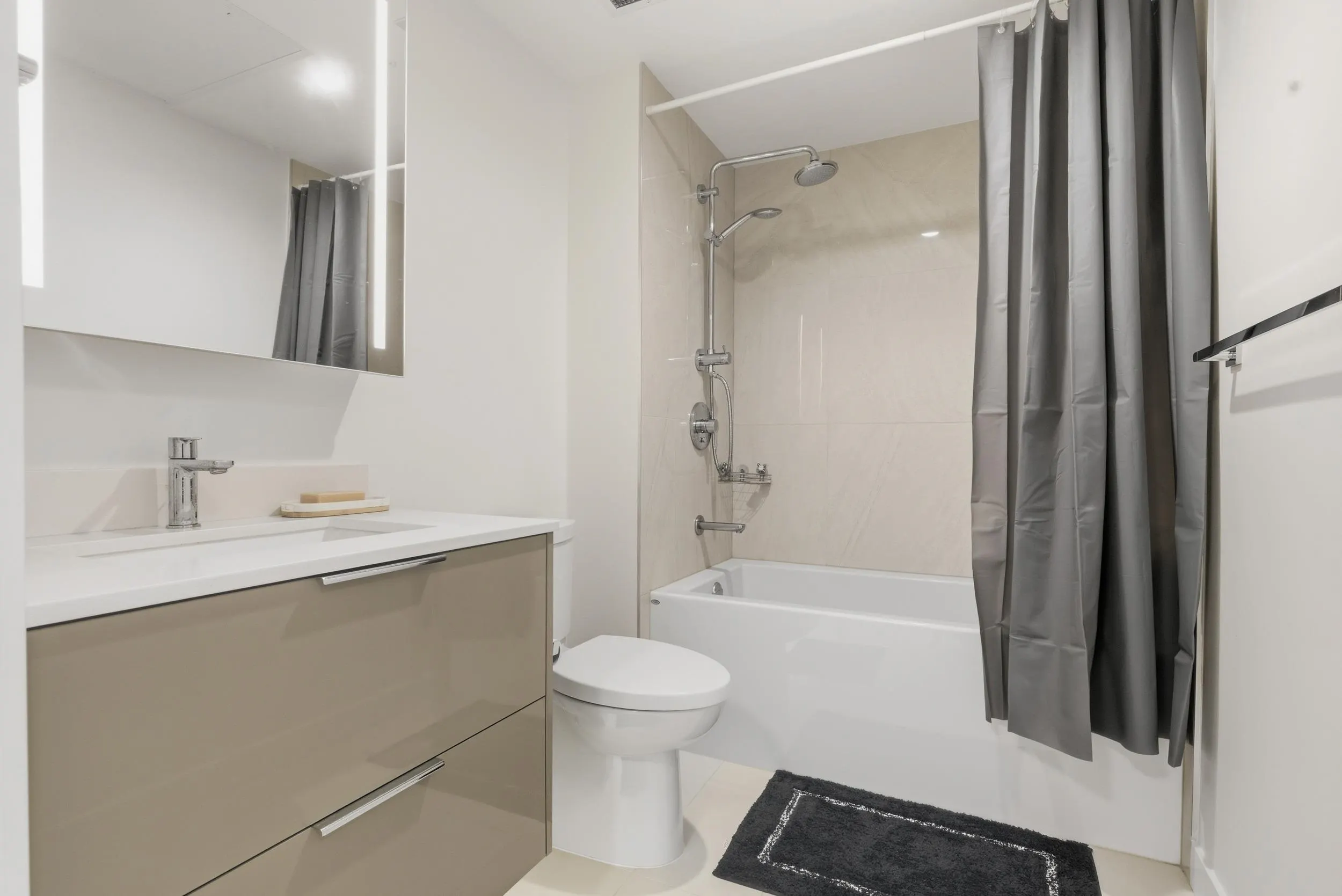 1401 Hunter Street #602