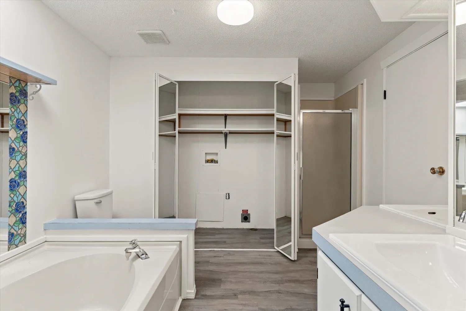 43201 Lougheed Highway #106