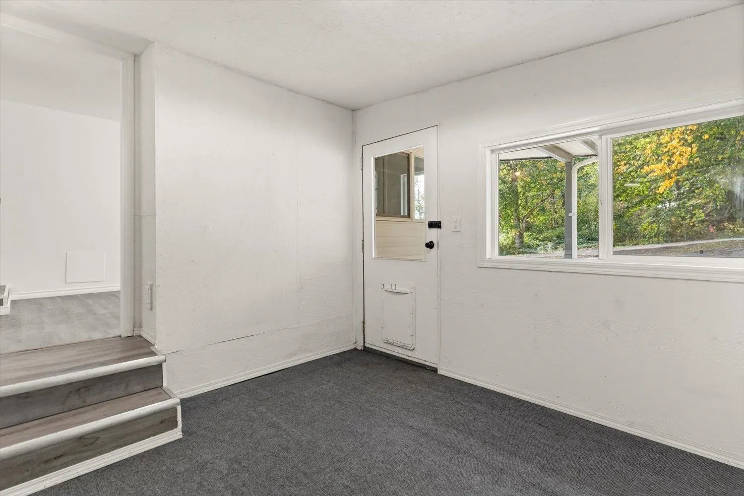 43201 Lougheed Highway #106
