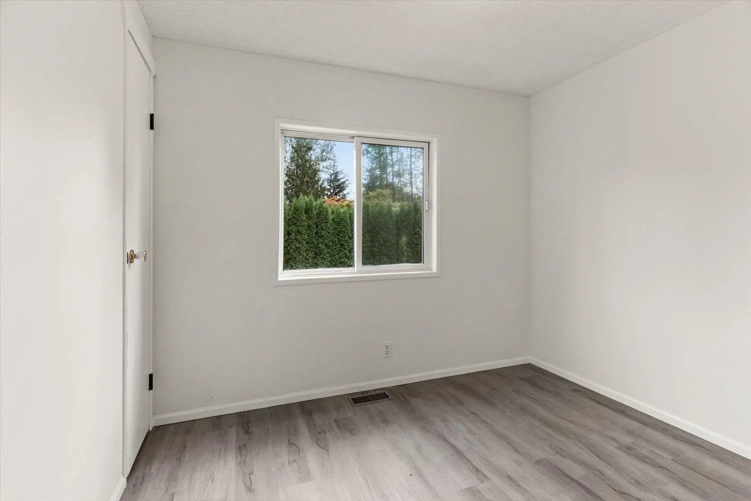 43201 Lougheed Highway #106