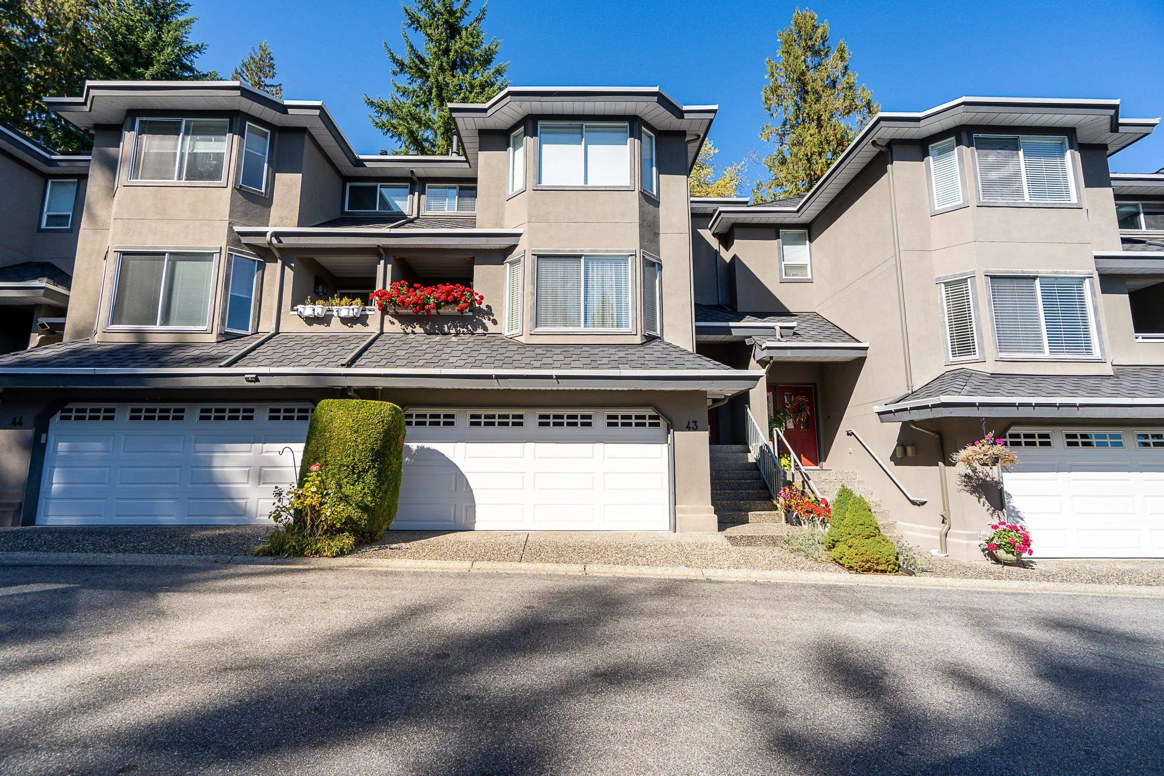 2990 Panorama Drive #43