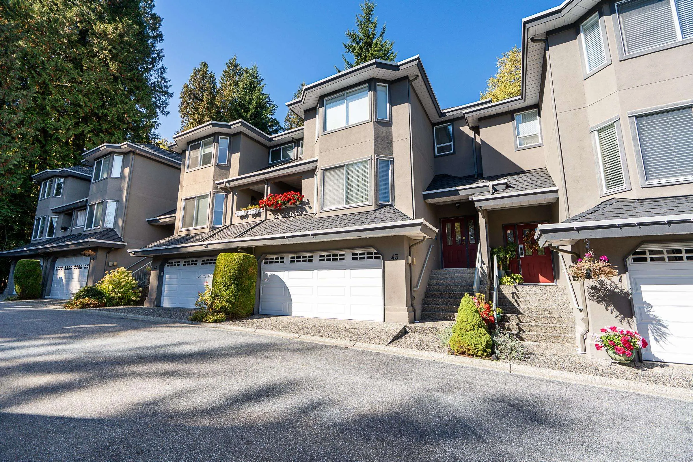 2990 Panorama Drive #43
