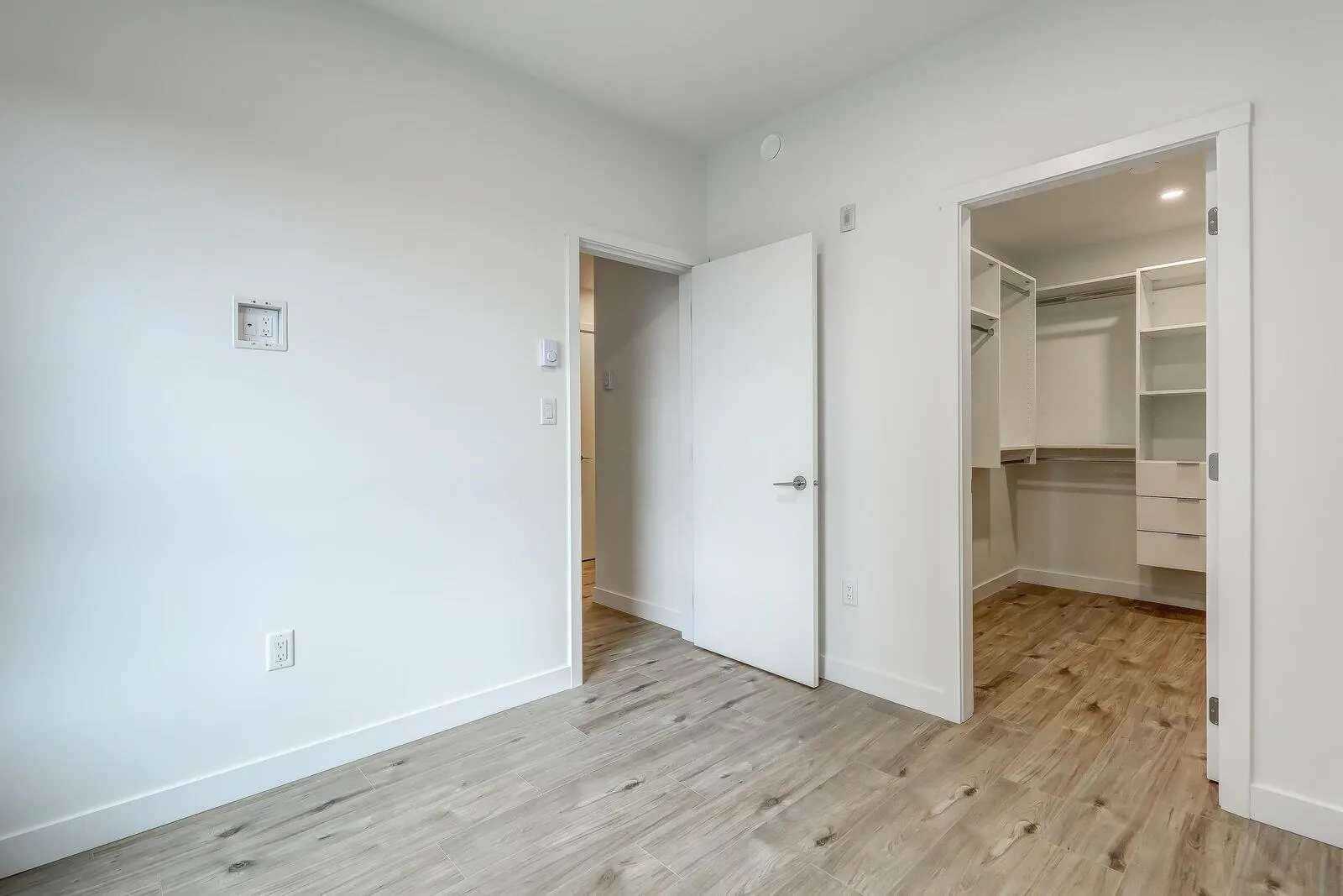 3594 Malsum Drive #517