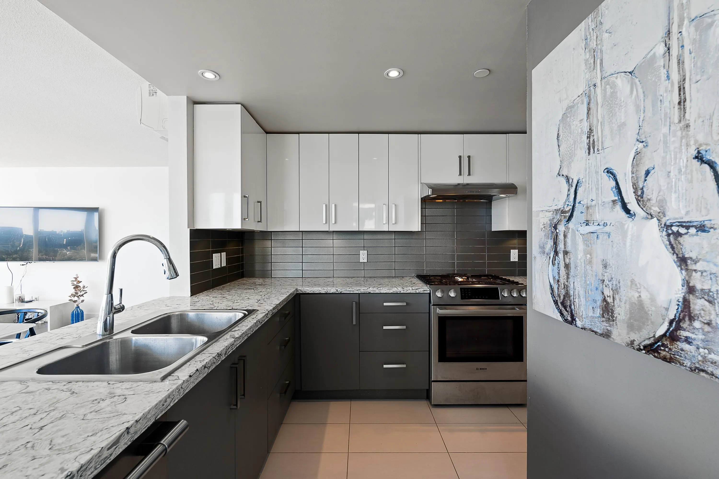 1383 Marinaside Crescent #1202