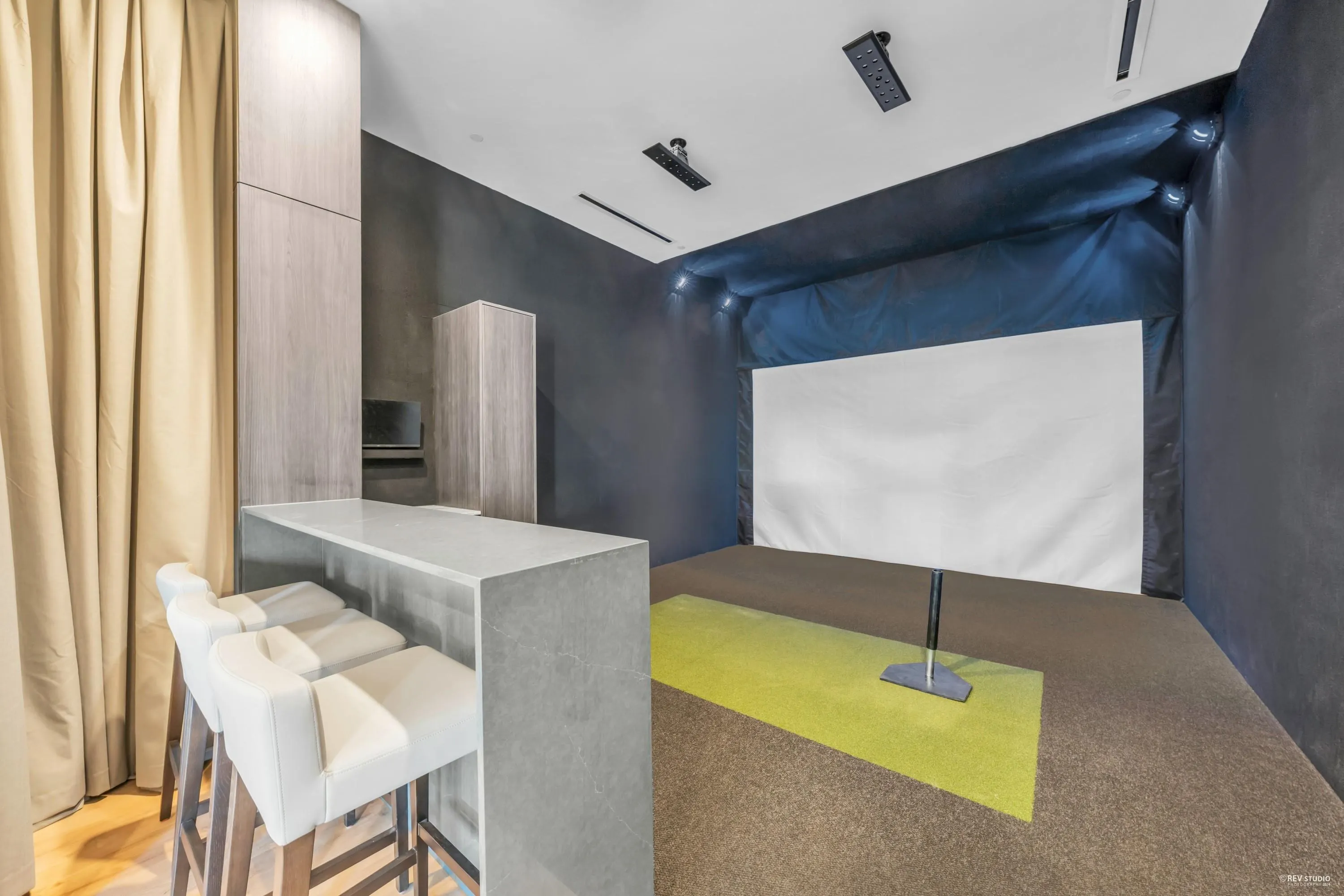 4168 Lougheed Highway #2506