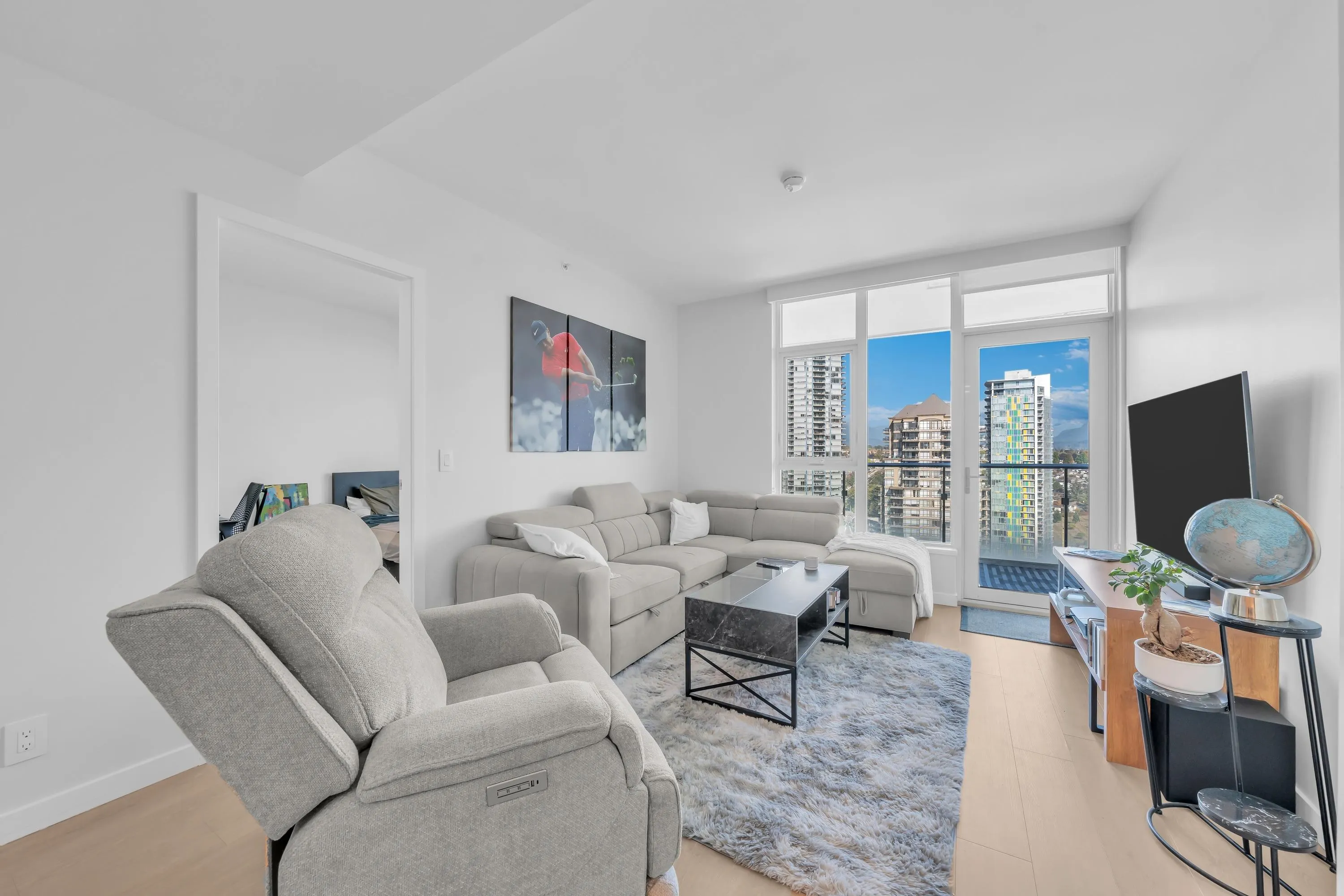 4168 Lougheed Highway #2506