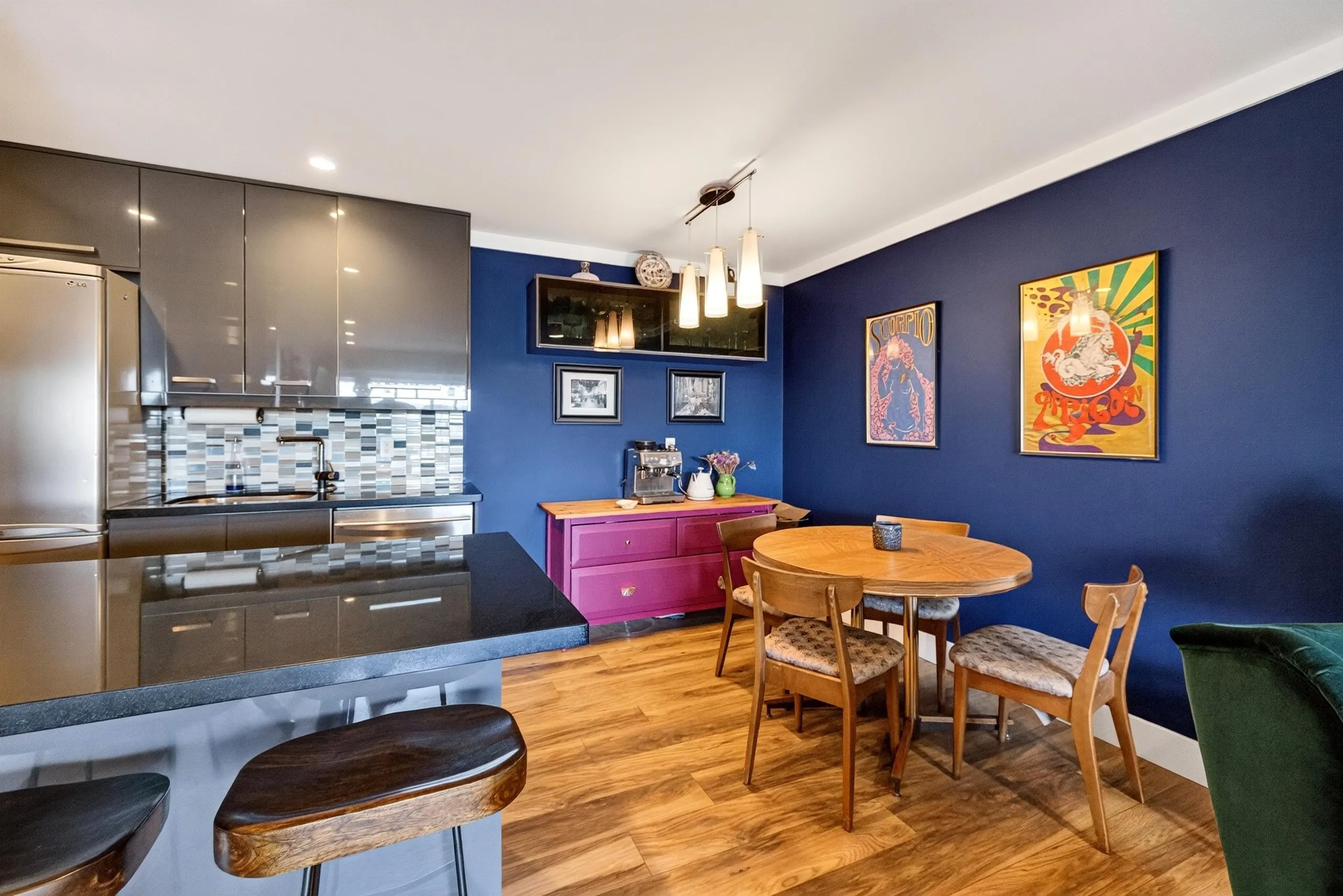 252 W 2nd Street #307