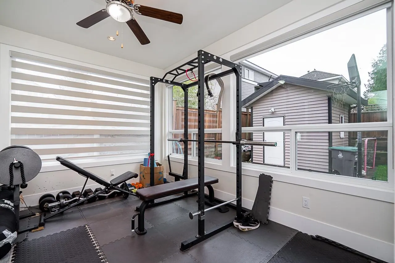 7273 149 Street