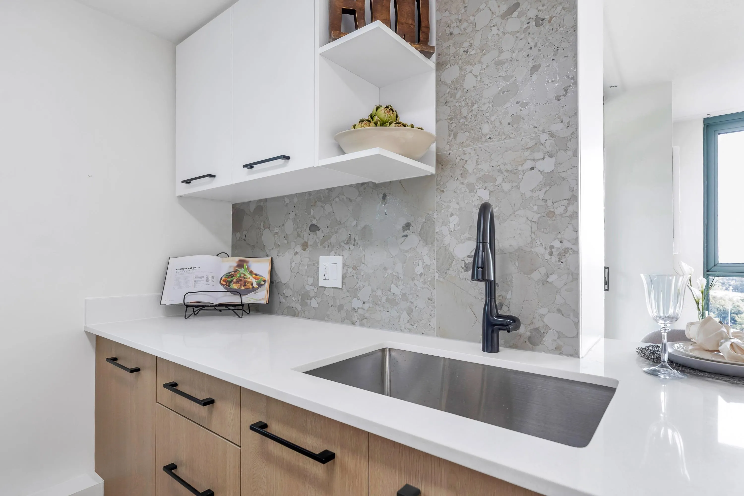 2733 Chandlery Place #1001