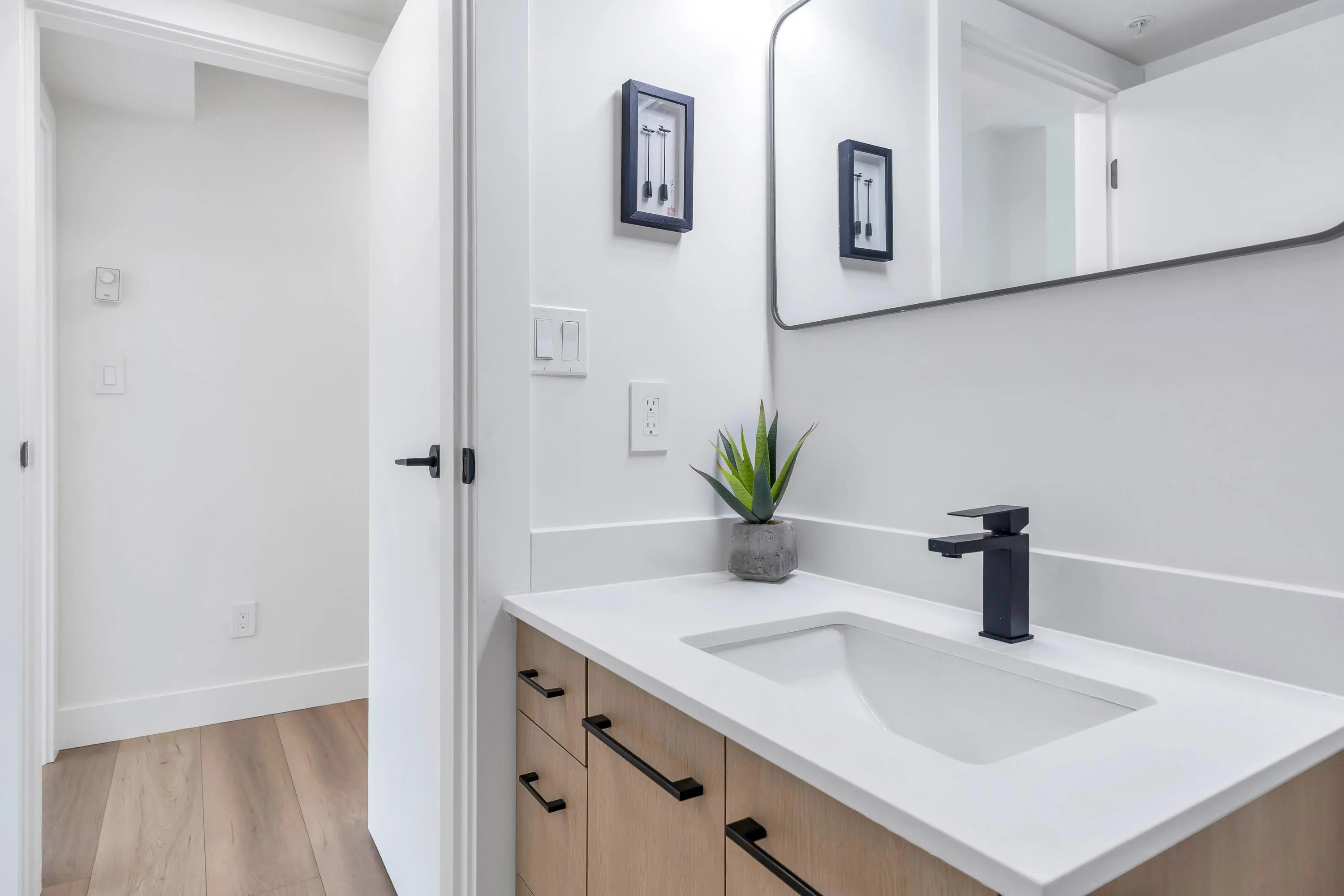 2733 Chandlery Place #1001