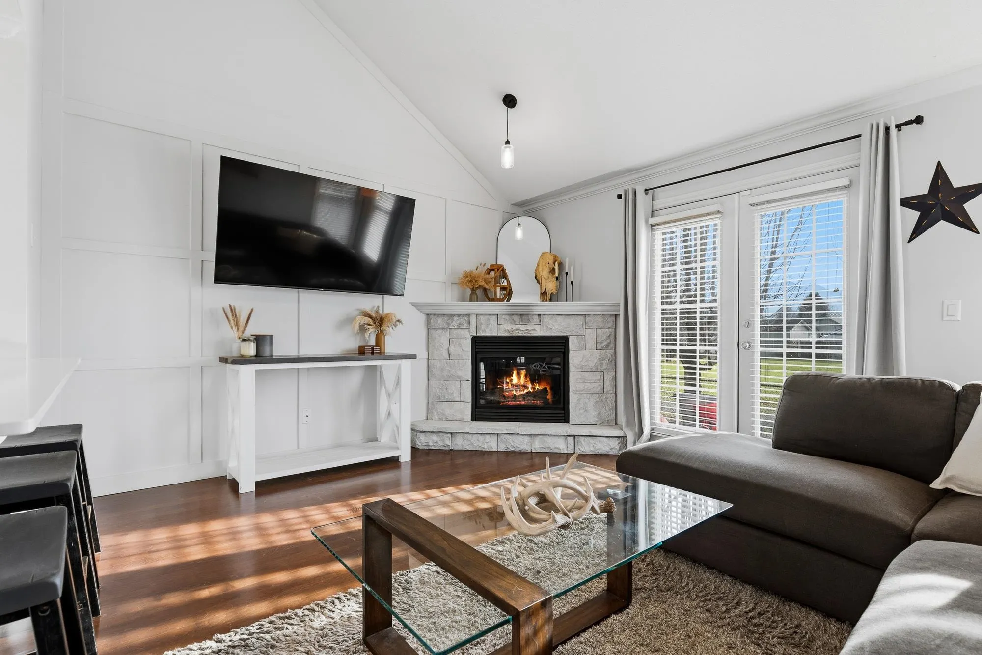 46150 Riverside Drive #4