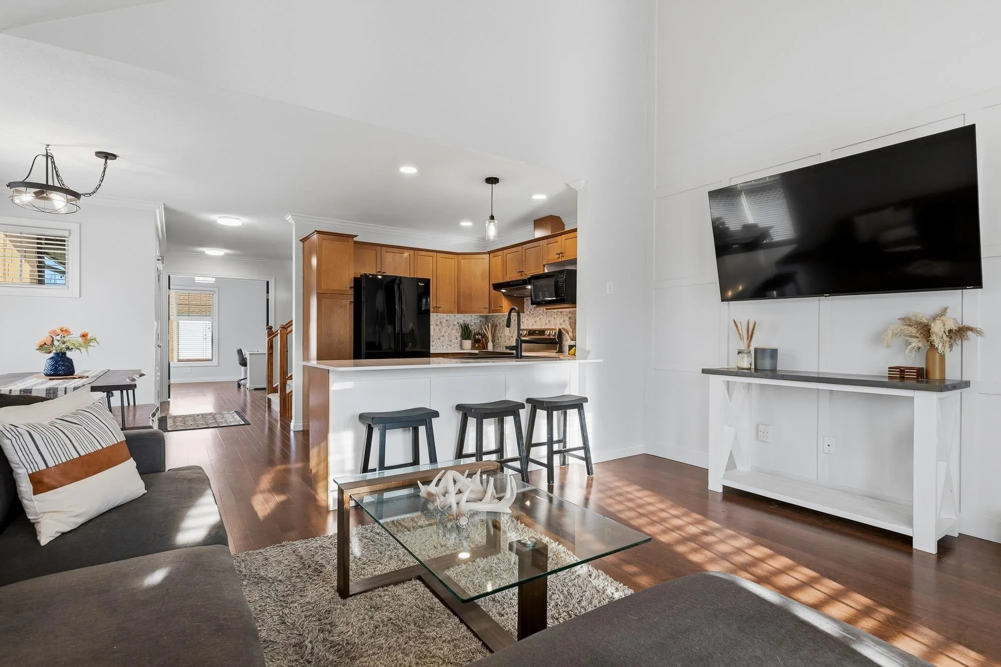 46150 Riverside Drive #4