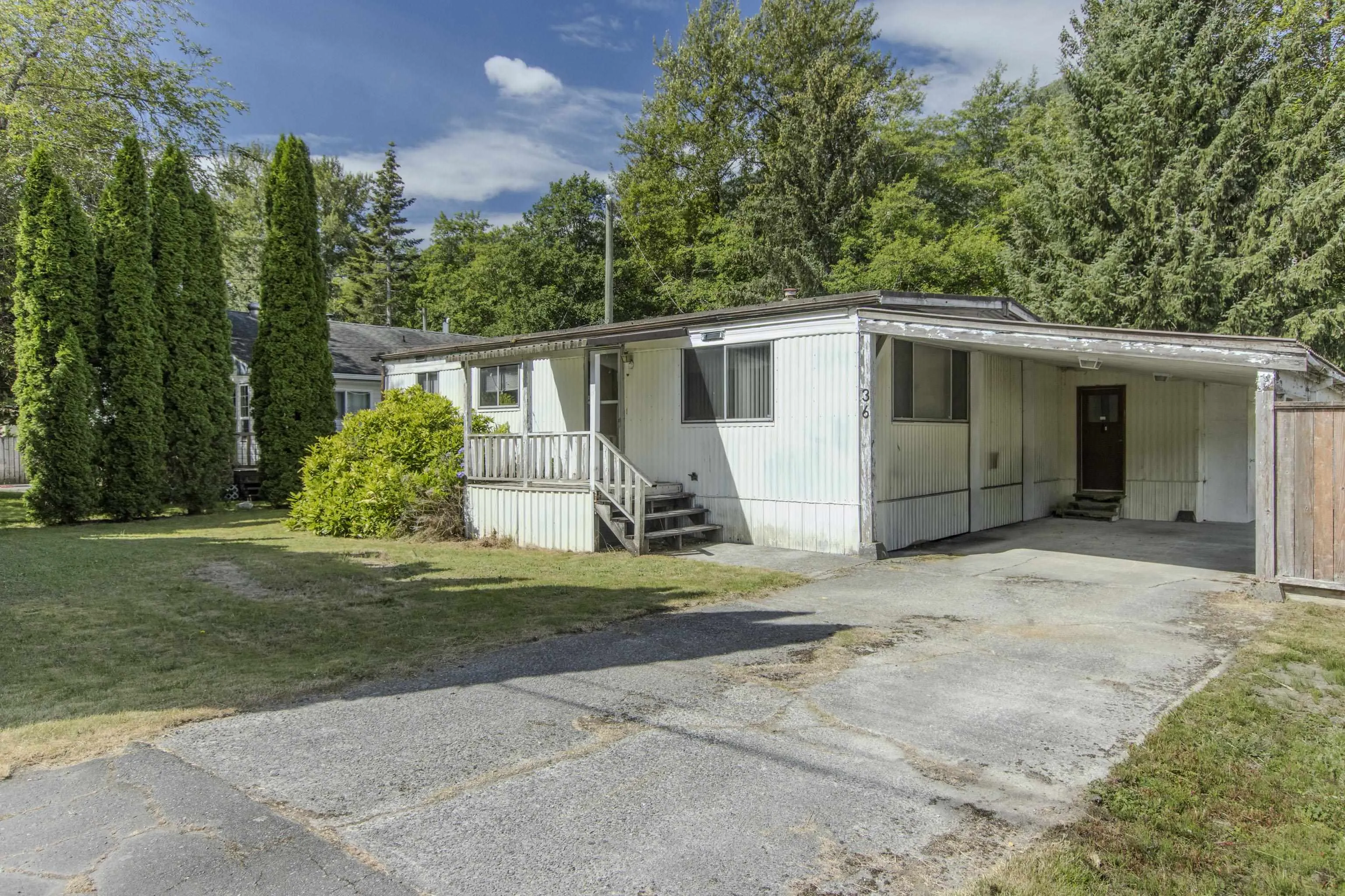 36 Bracken Parkway
