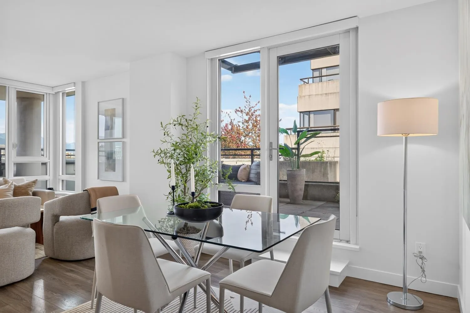 238 W Broadway #509