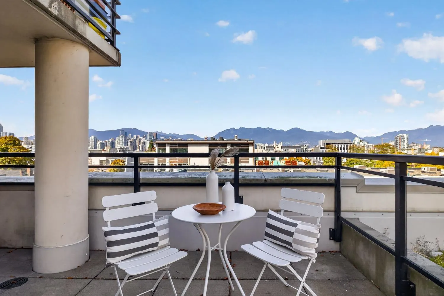 238 W Broadway #509