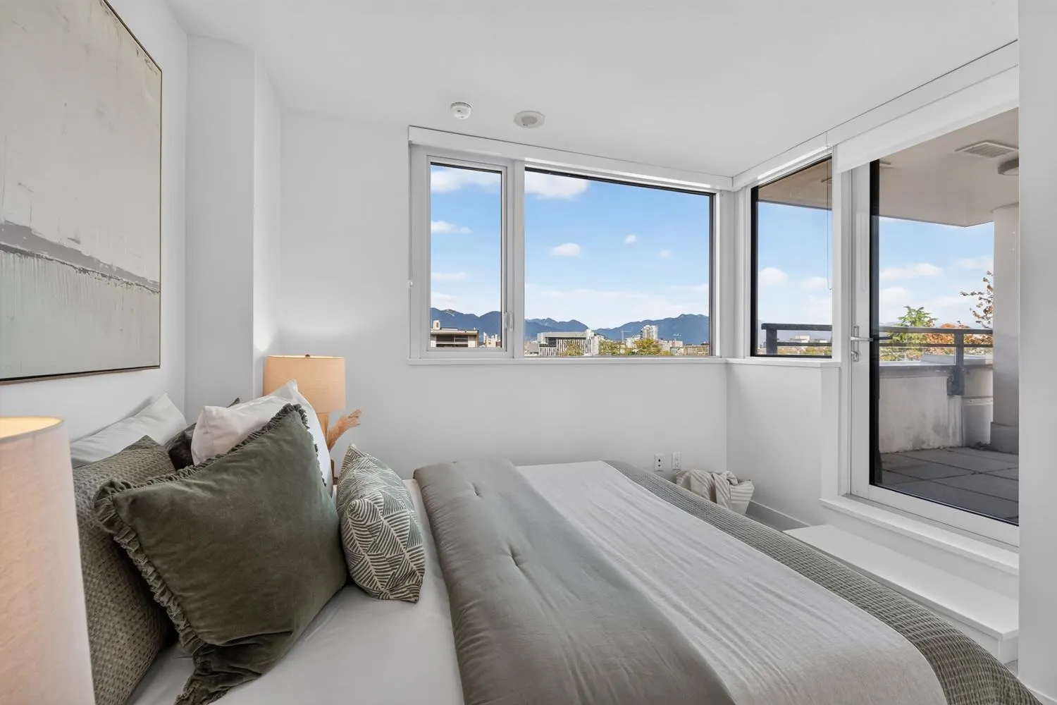 238 W Broadway #509