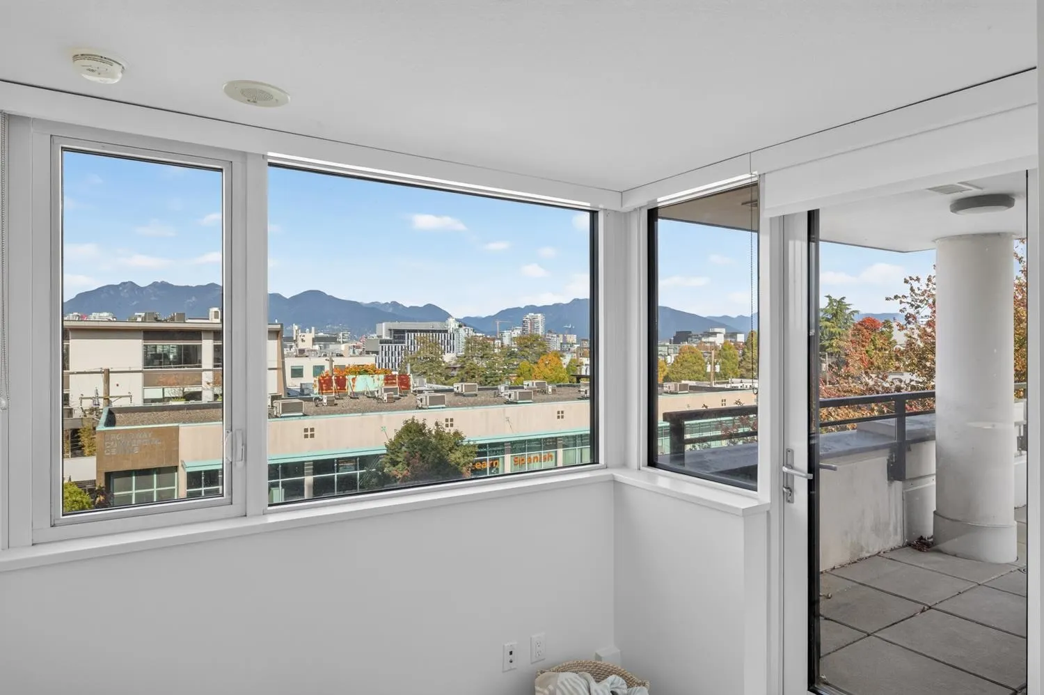 238 W Broadway #509