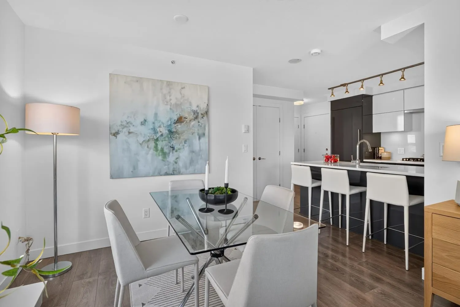 238 W Broadway #509