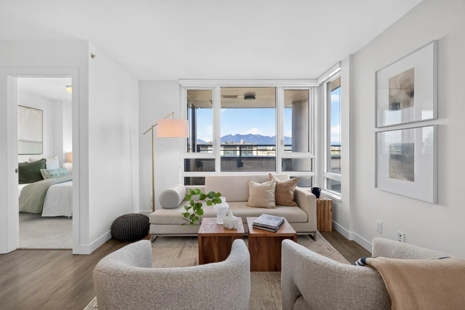 238 W Broadway #509