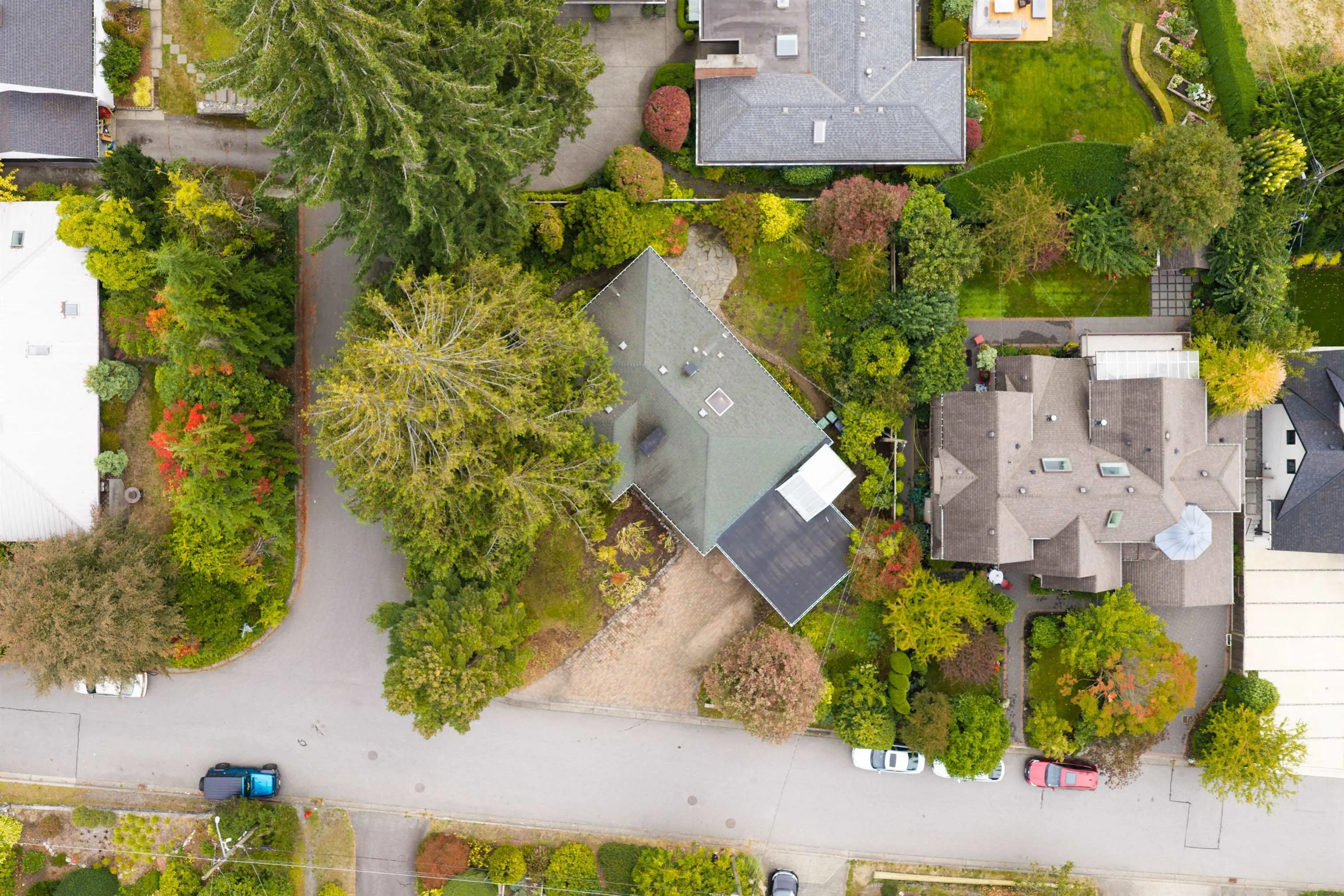 3692 Sunnycrest Drive