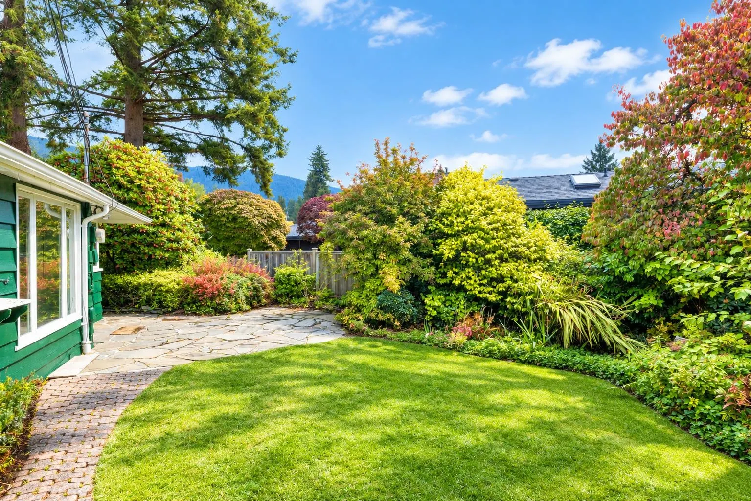 3692 Sunnycrest Drive