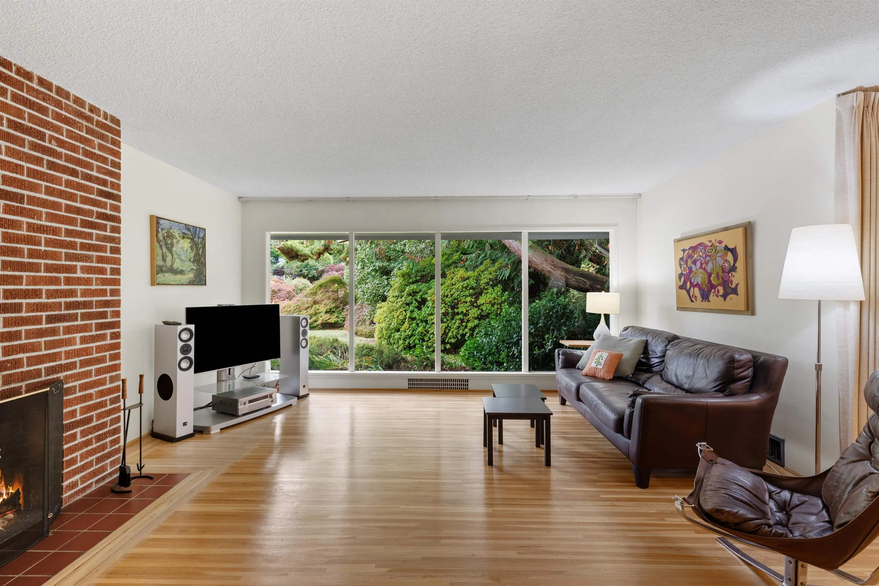 3692 Sunnycrest Drive