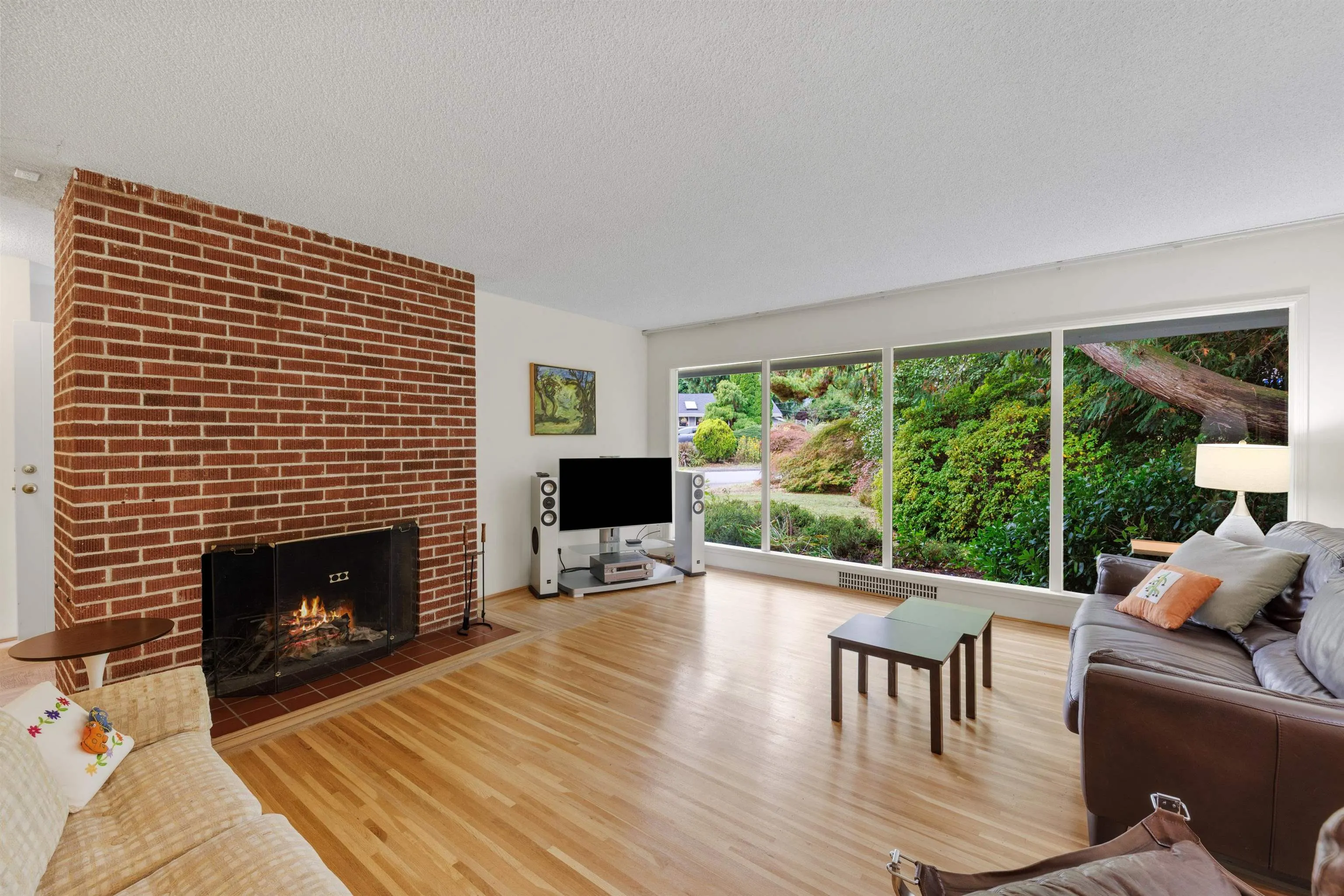 3692 Sunnycrest Drive