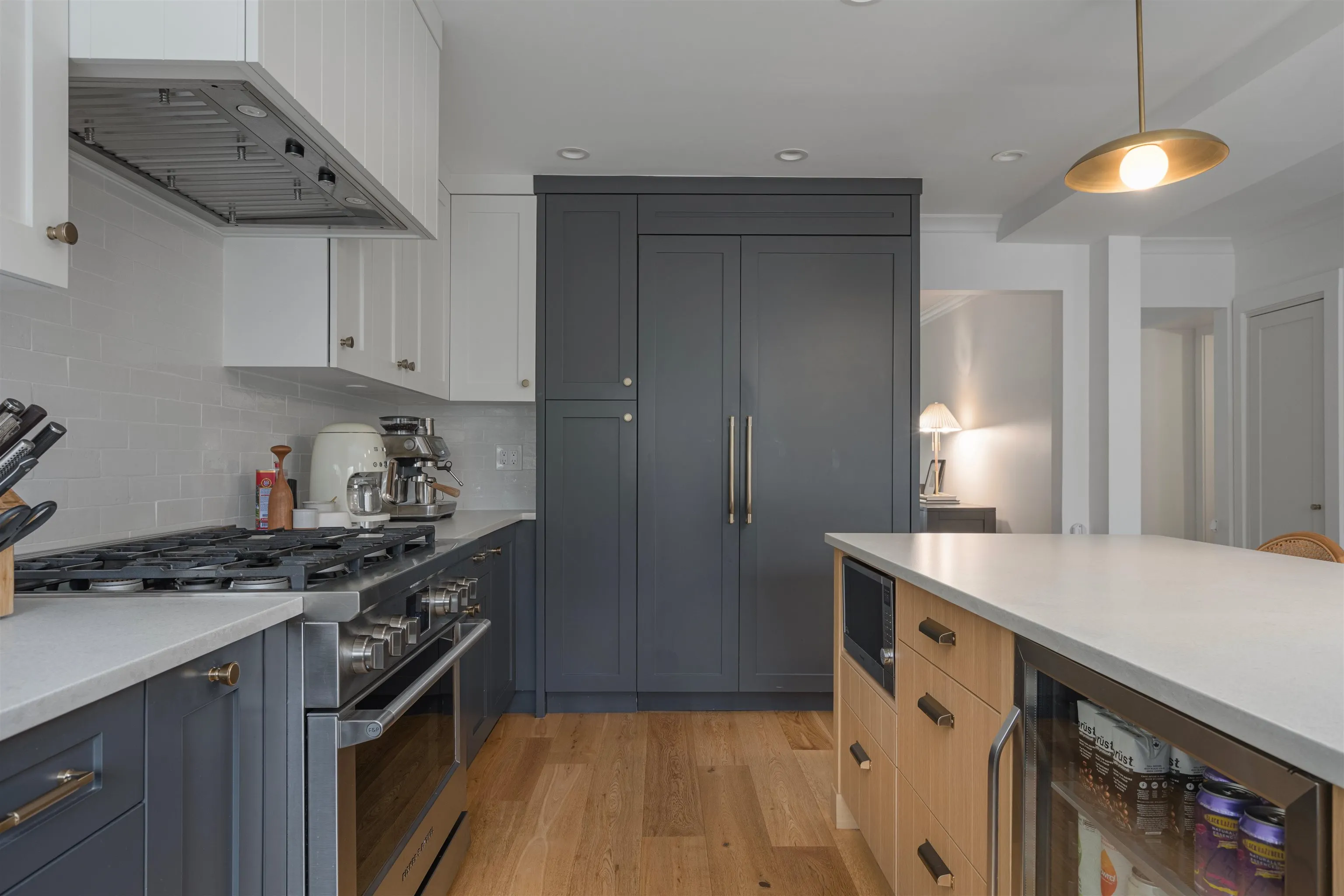3250 W 37th Avenue