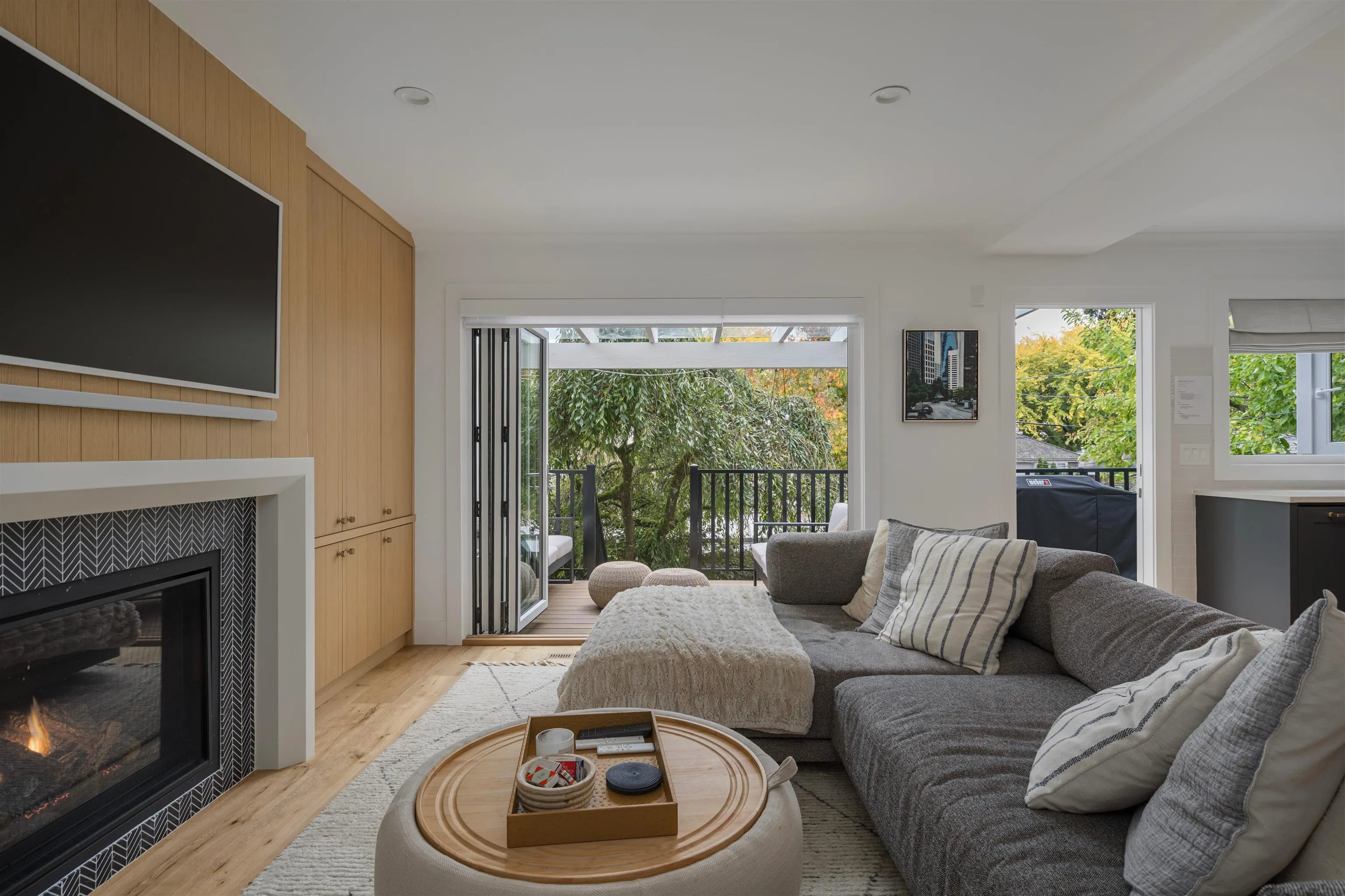3250 W 37th Avenue