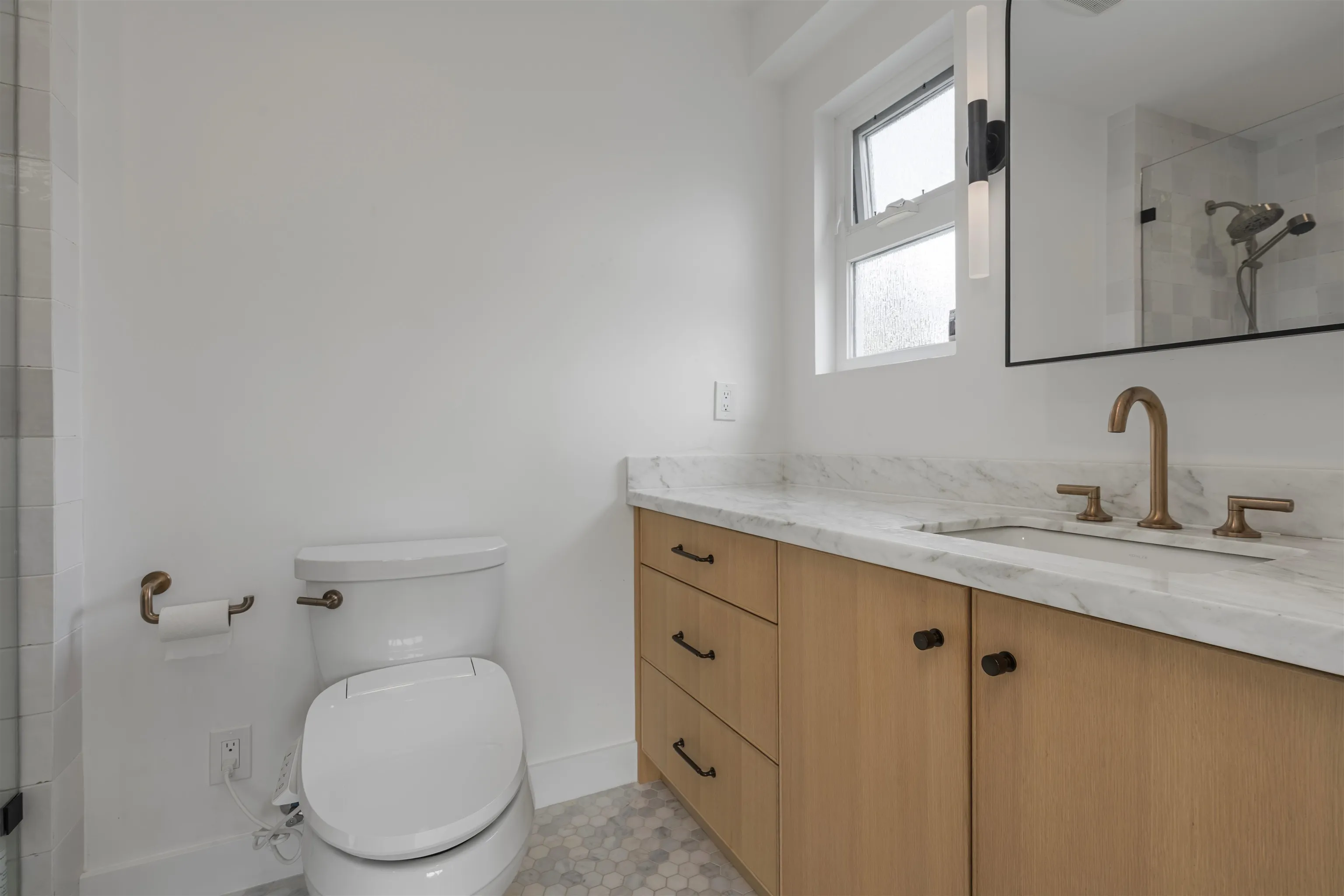 3250 W 37th Avenue