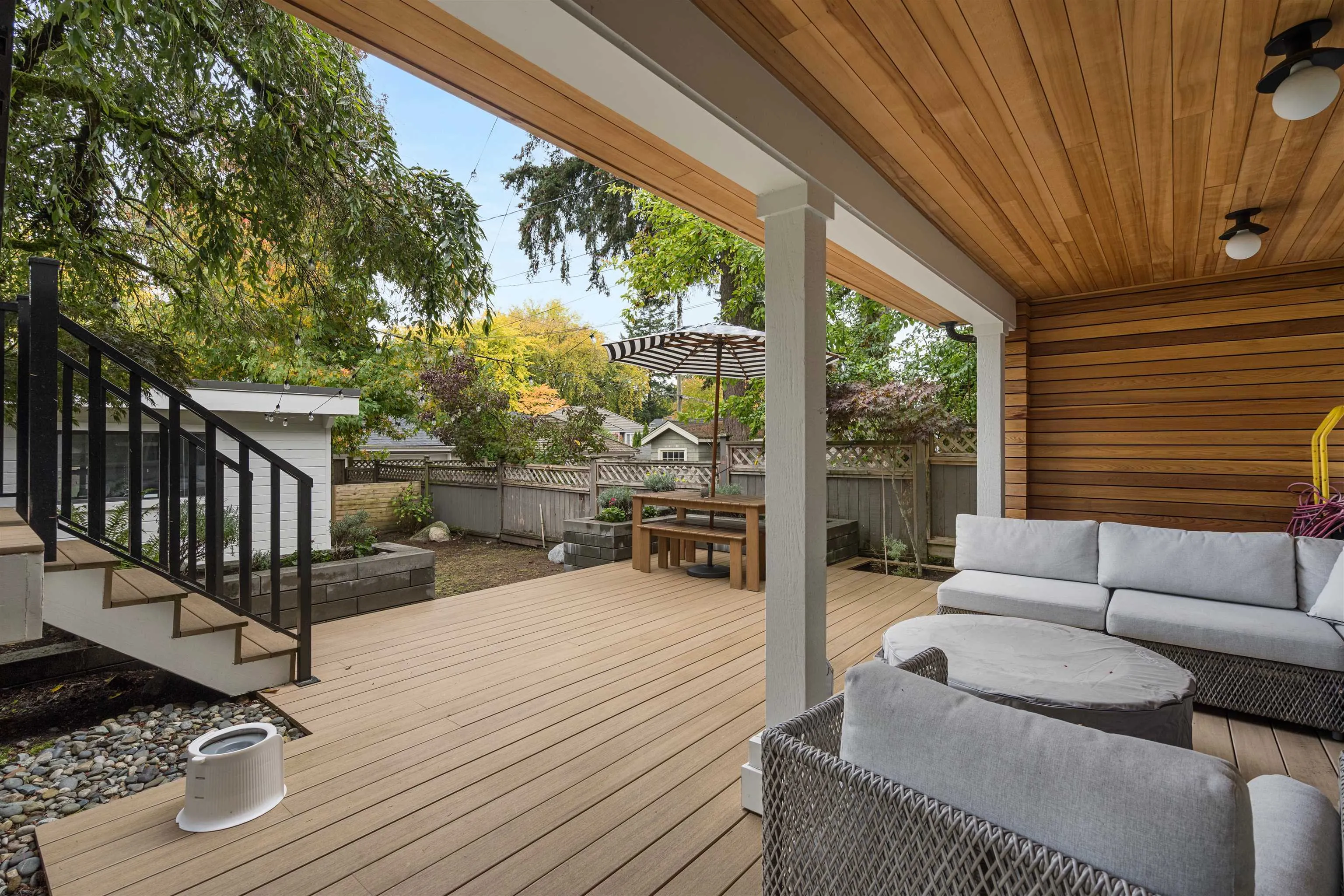 3250 W 37th Avenue