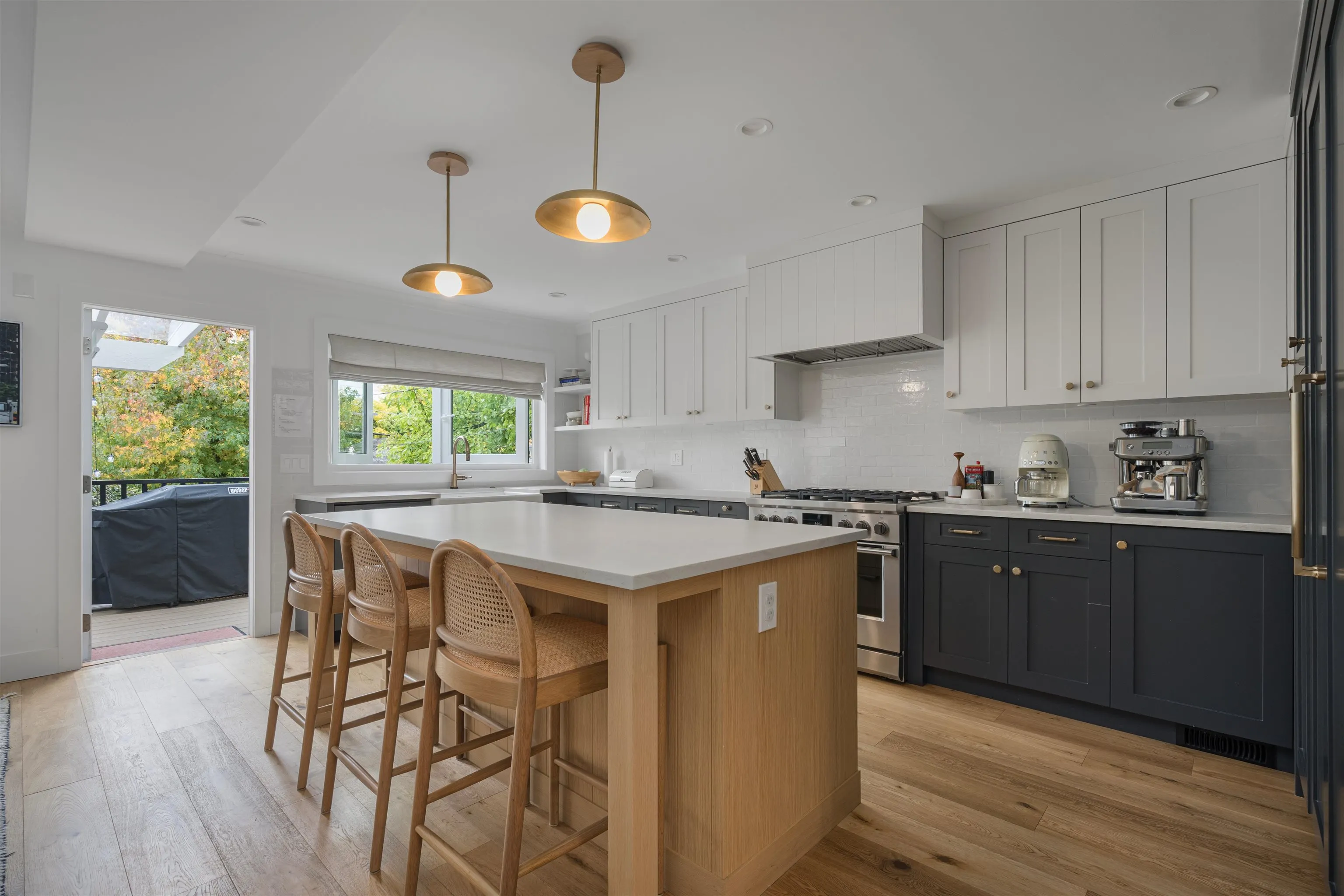3250 W 37th Avenue