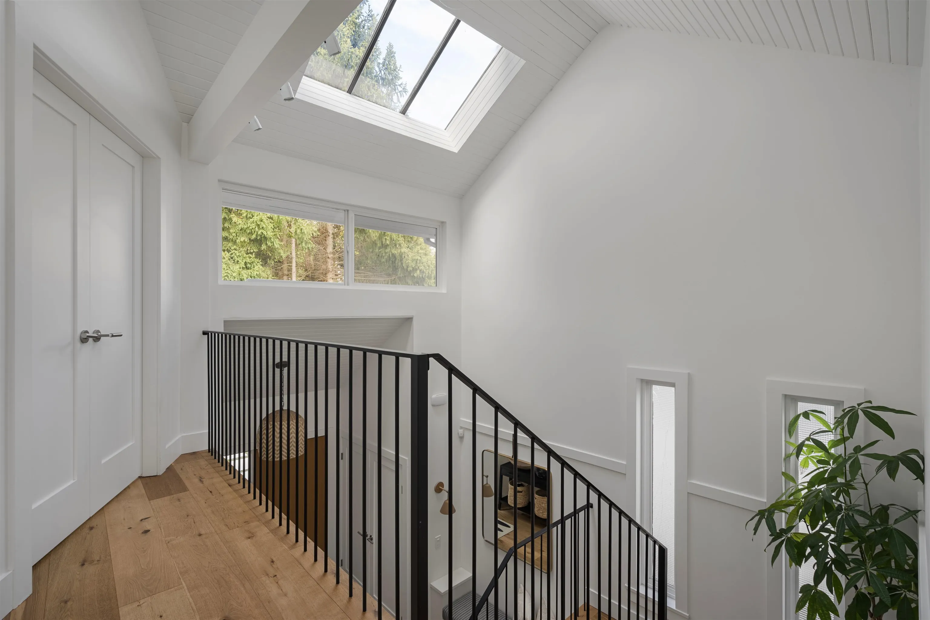 3250 W 37th Avenue